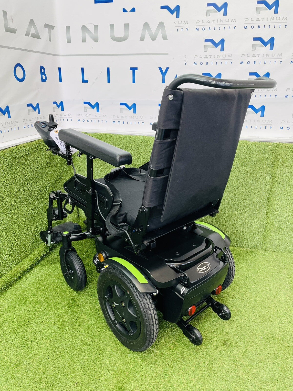 SUNRISE Quickie Q100R 4 MPH Compact Mobility Electric Wheelchair Powerchair