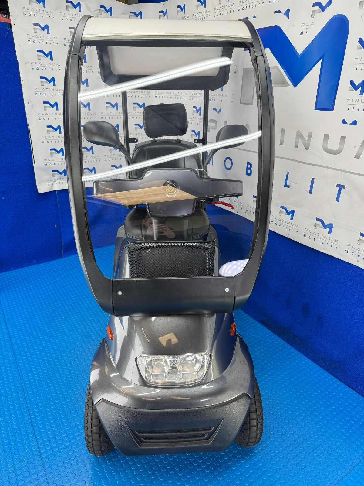 TGA Breeze S4 Canopy 8mph Road LARGE All Terrain Mobility Scooter Buggy 2103