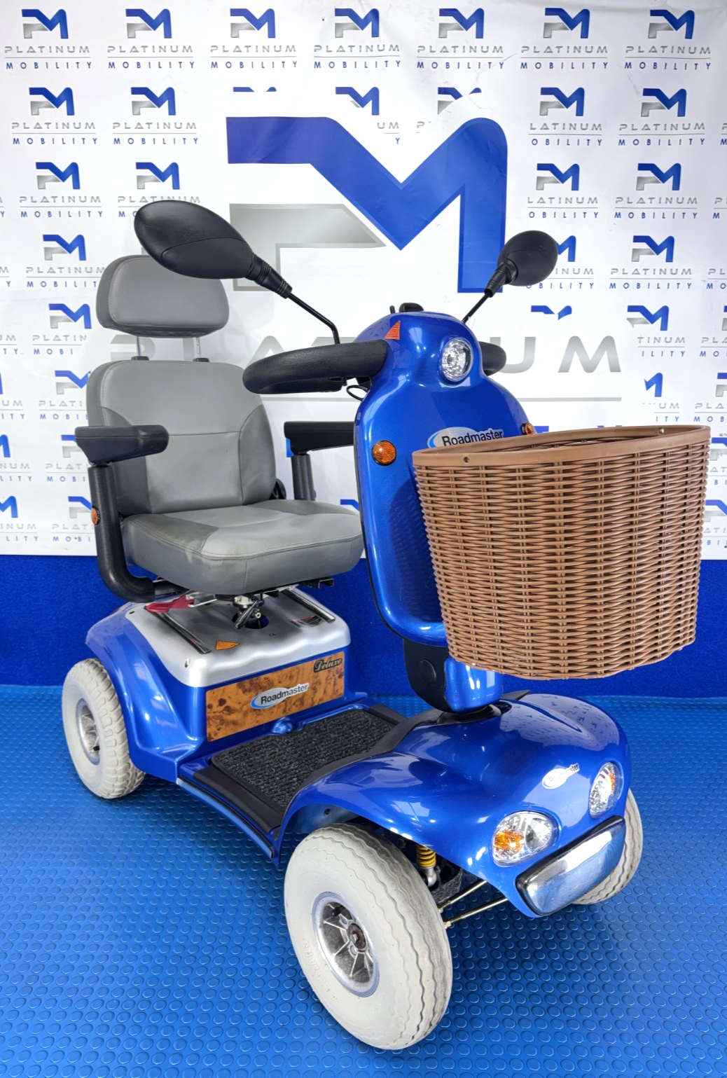 Shoprider Cadiz Mobility Scooter 8MPH Road Legal Free Delivery 4114