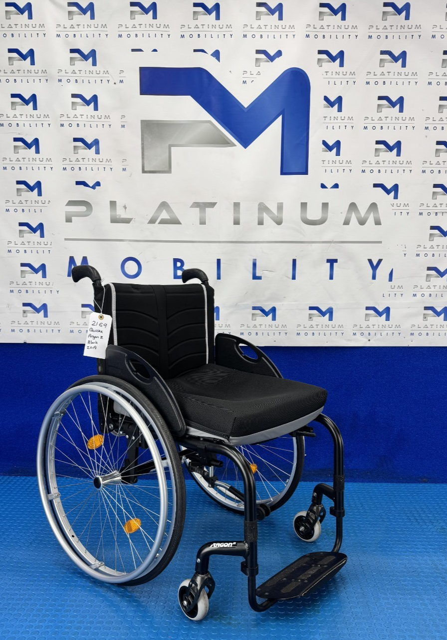 Sunrise Quickie Argon 2 Manual Active Wheelchair Stunning (17 INCH) *2169