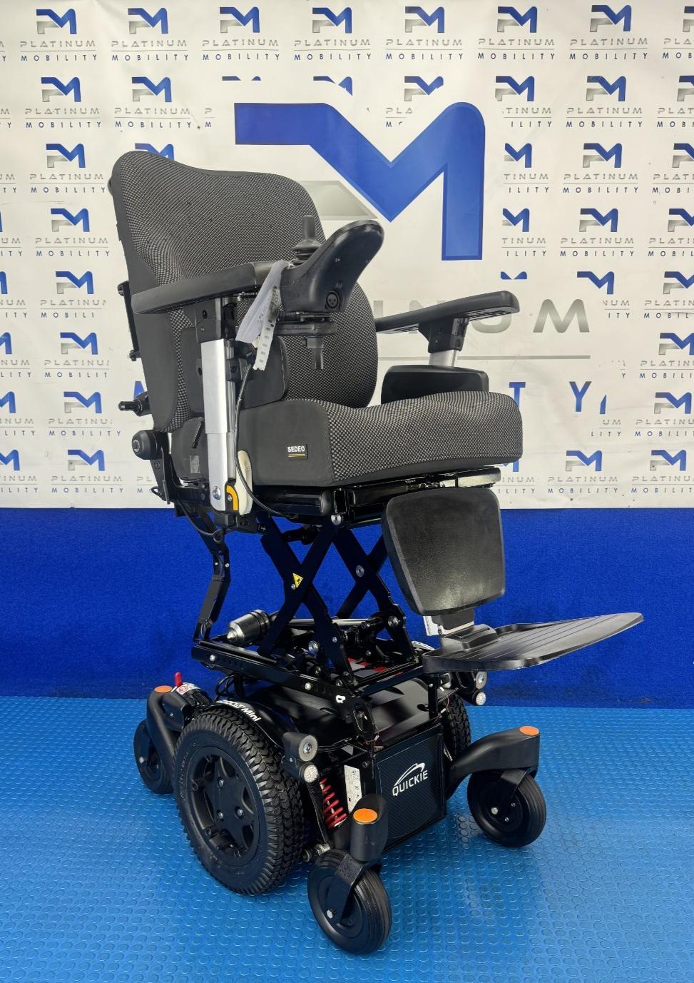 Sunrise Quickie Q300M Powerchair 6 mph Riser, Tilt Electric Wheelchair 2827