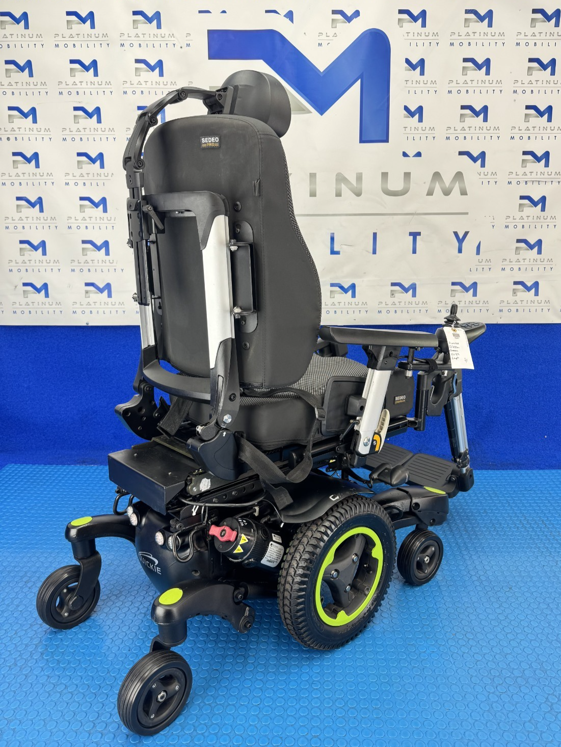 Sunrise Quickie Q700 M Powerchair – 6mph Riser Tilt Electric Wheelchair 2247