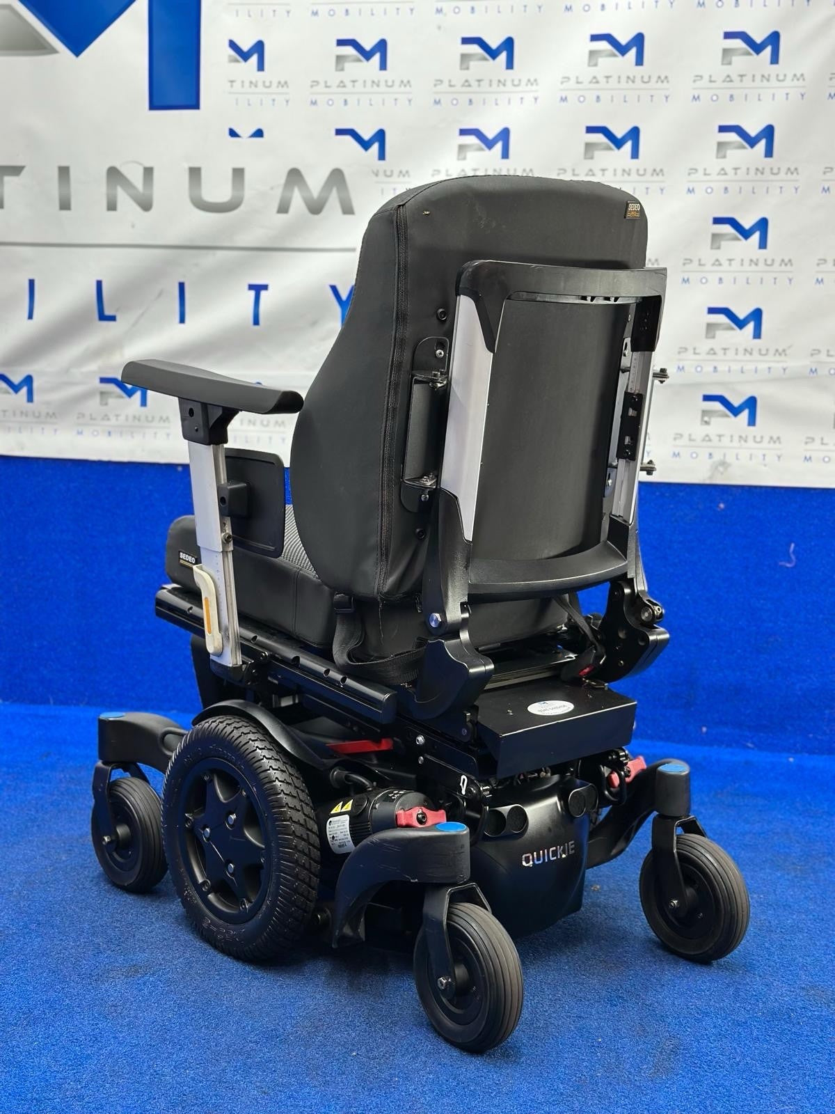 SUNRISE QUICKIE Q500 M 6MPH ELECTRIC RISE MOBILITY POWERCHAIR WHEELCHAIR 828