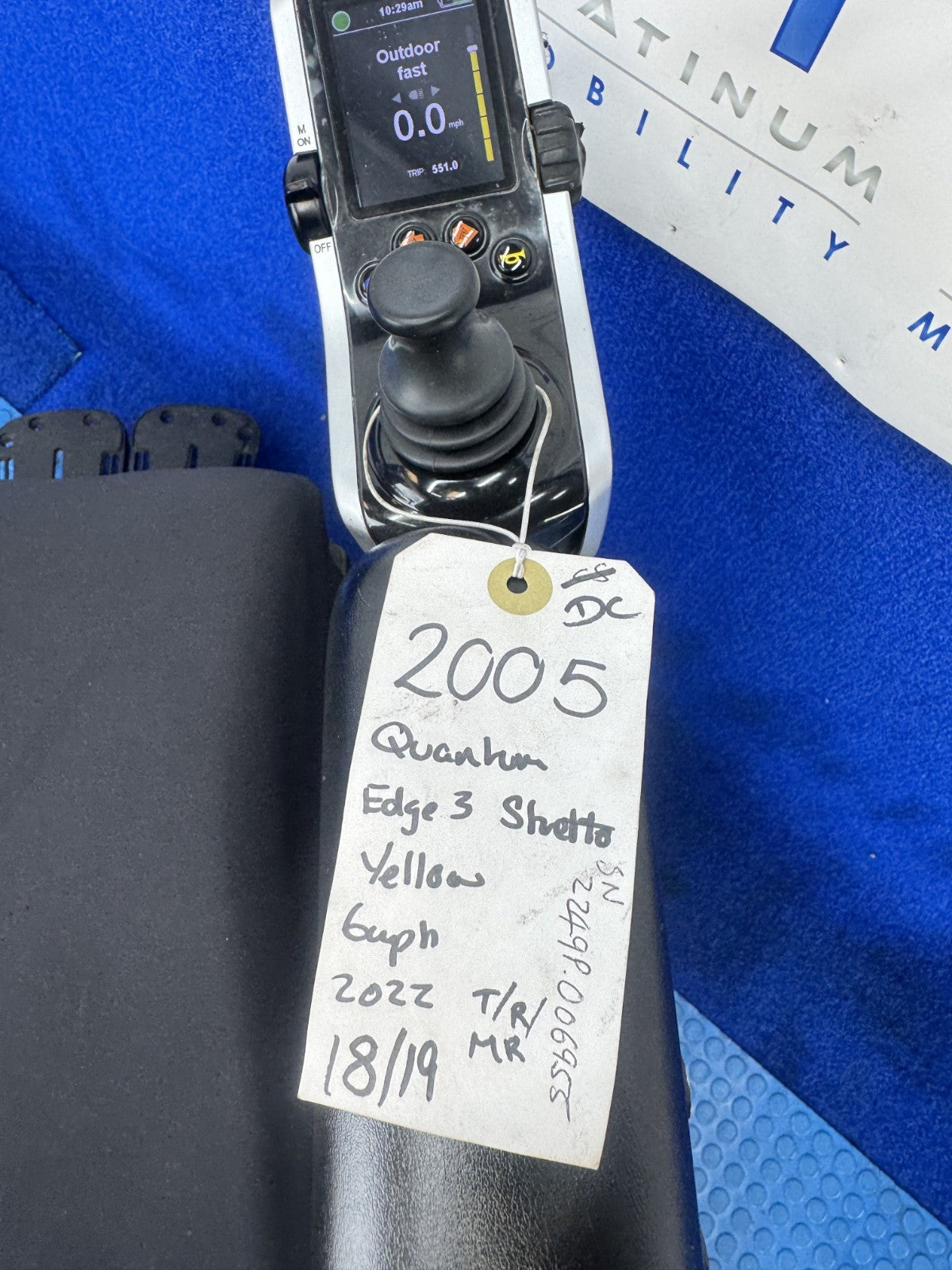 PRIDE QUANTUM EDGE 3 STRETTO i-LEVEL 6 MPH ELECTRIC MOBILITY POWERCHAIR 2005
