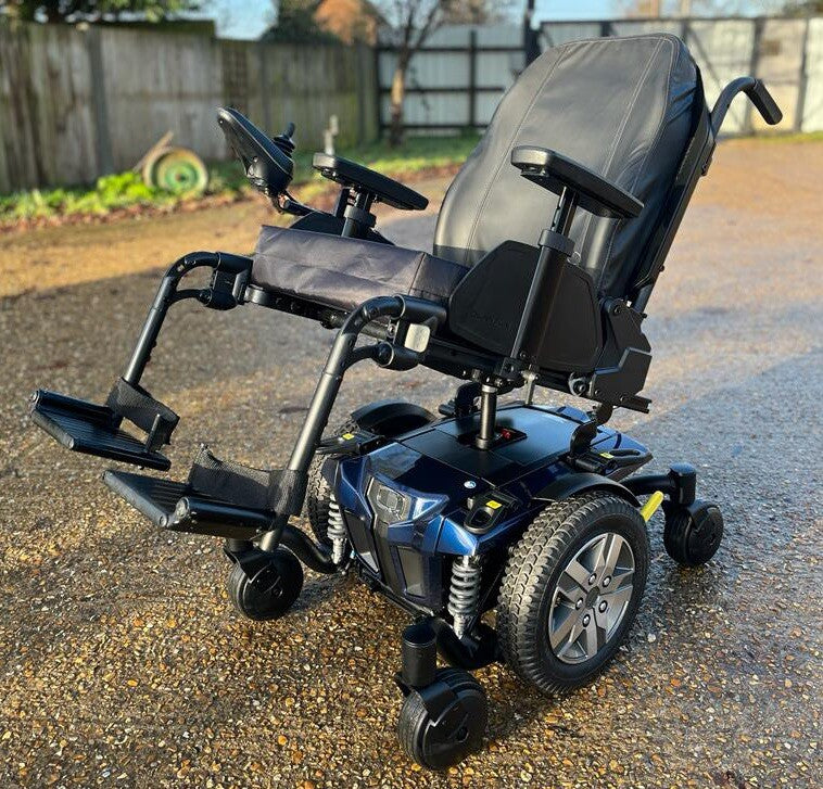 PRIDE QUANTUM Q4 MWD 4MPH ELECTRIC SEAT TILT MOBILITY POWERCHAIR WHEELCHAIR