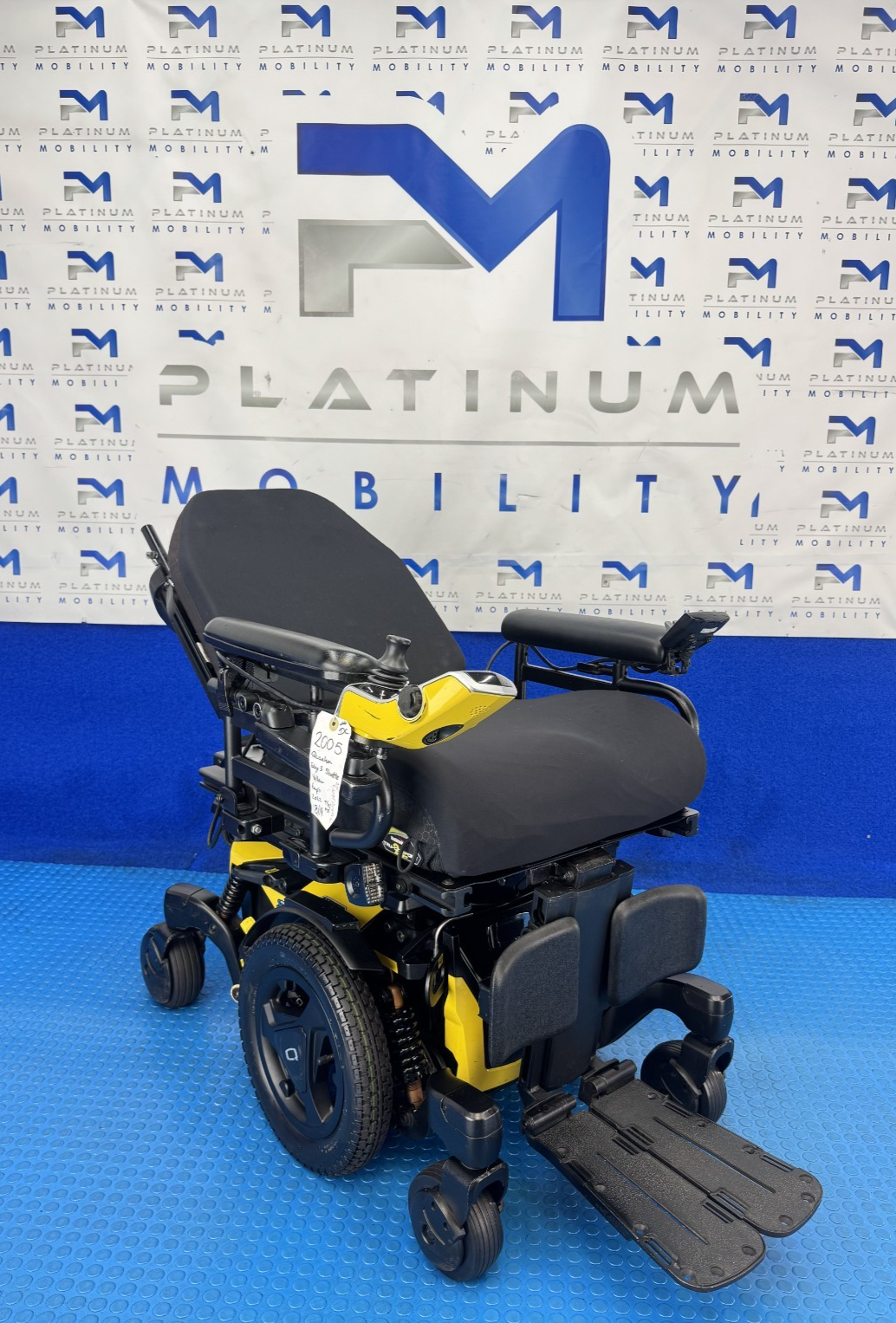 PRIDE QUANTUM EDGE 3 STRETTO i-LEVEL 6 MPH ELECTRIC MOBILITY POWERCHAIR 2005