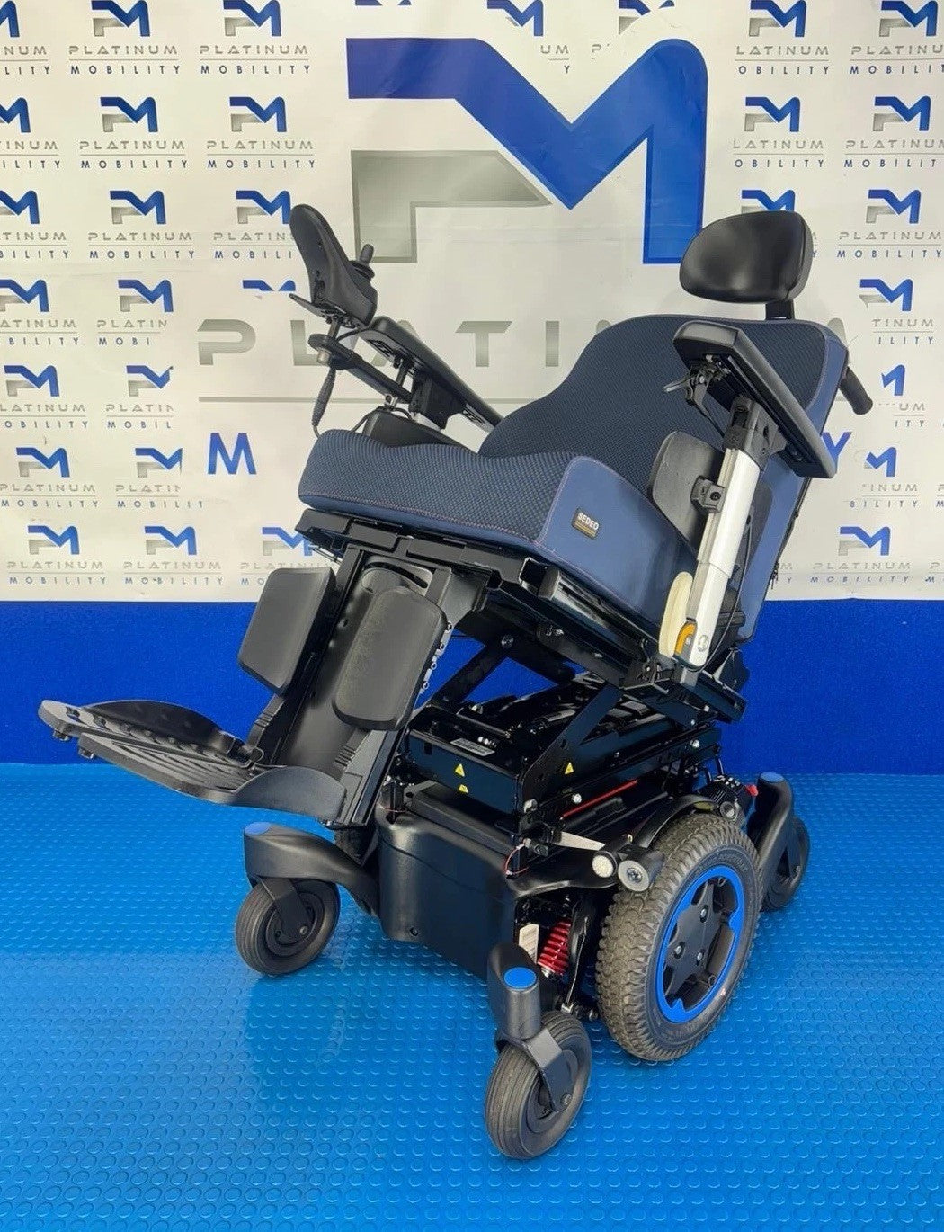 2026 SUNRISE Q500M 6MPH Electric Powerchair MANUAL RECLINE RISER TILT 4009