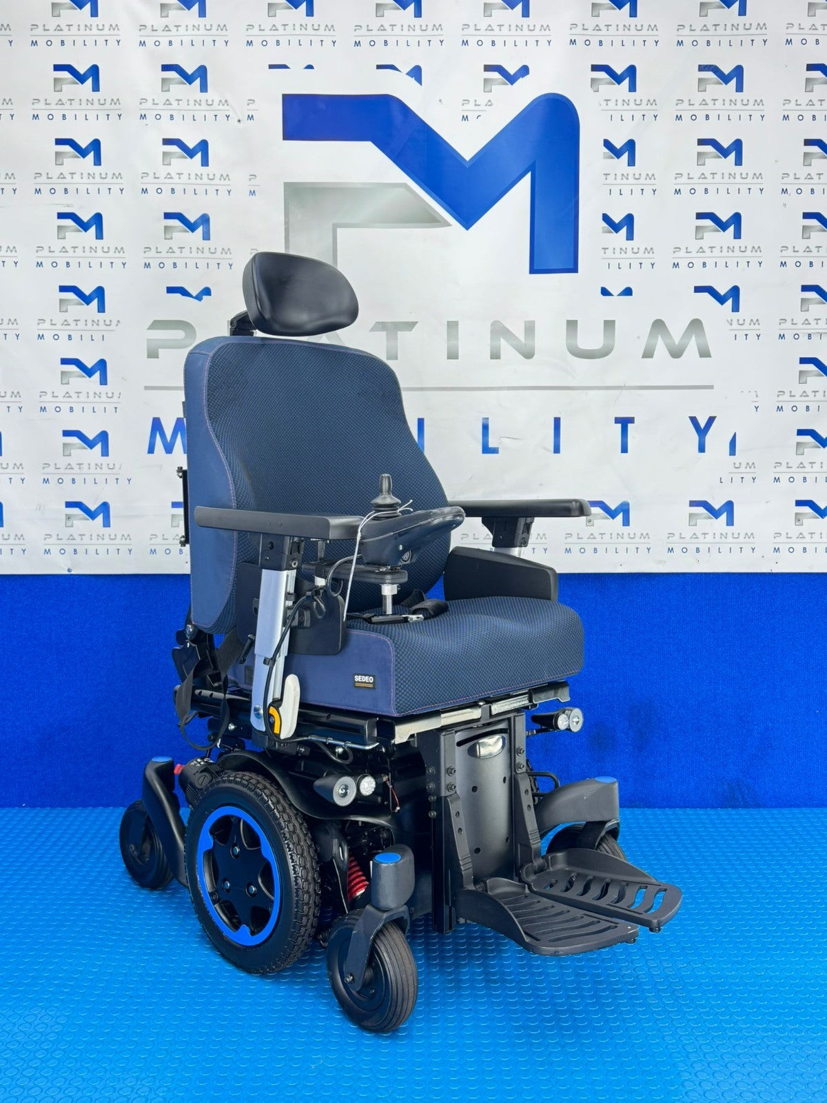 Sunrise Quickie Q500 M Powerchair – 6mph Riser Electric Wheelchair 2143