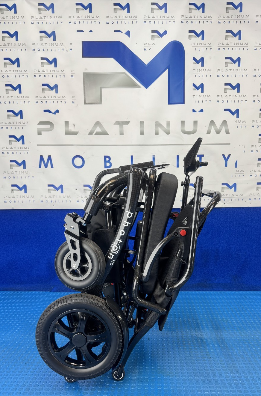 Motion Healthcare Photon HD Powerchair Lightweight Folding 4mph 2462