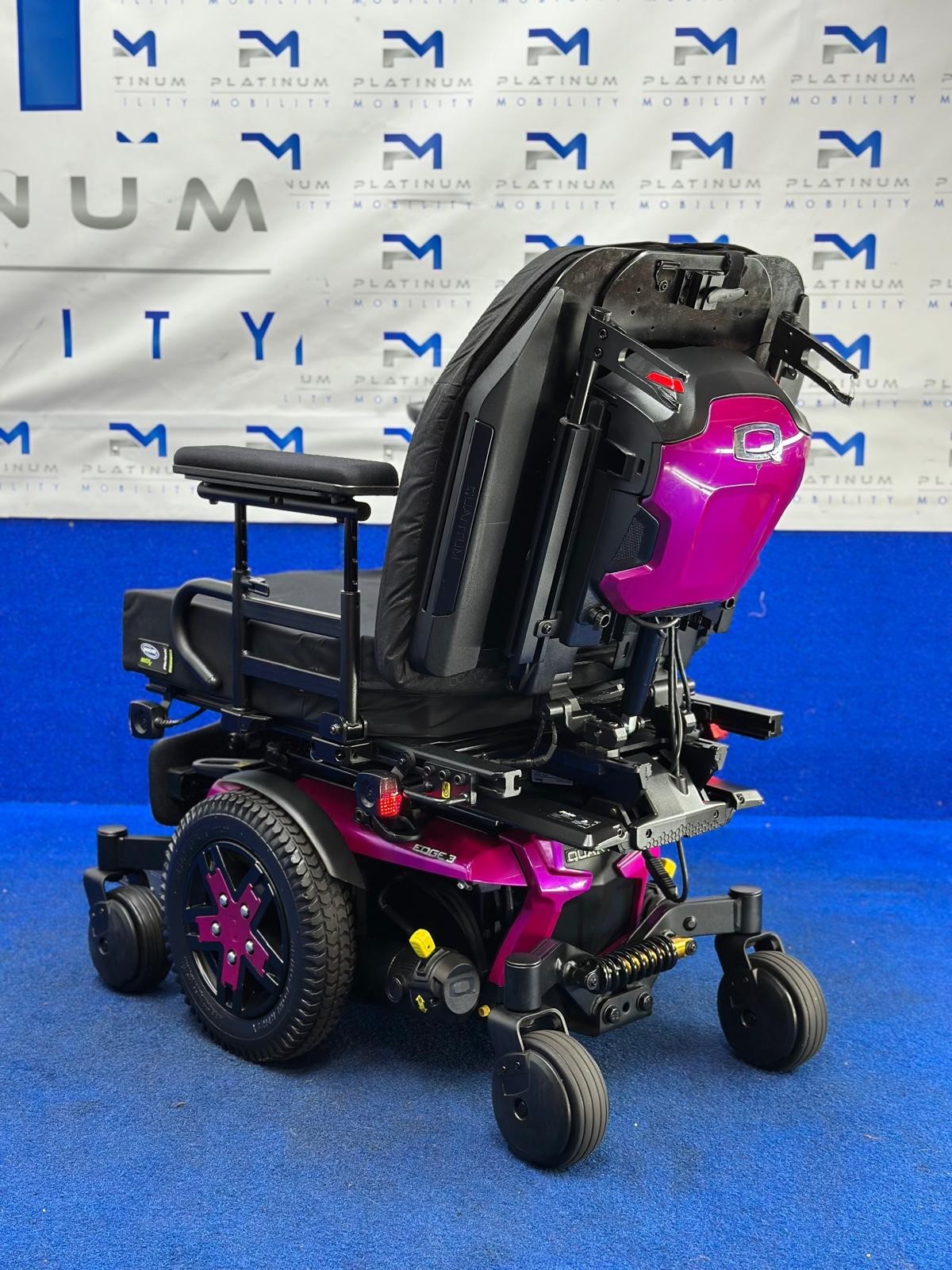PRIDE QUANTUM EDGE 3 6 MPH ELECTRIC POWER WHEELCHAIR POWERCHAIR 1450