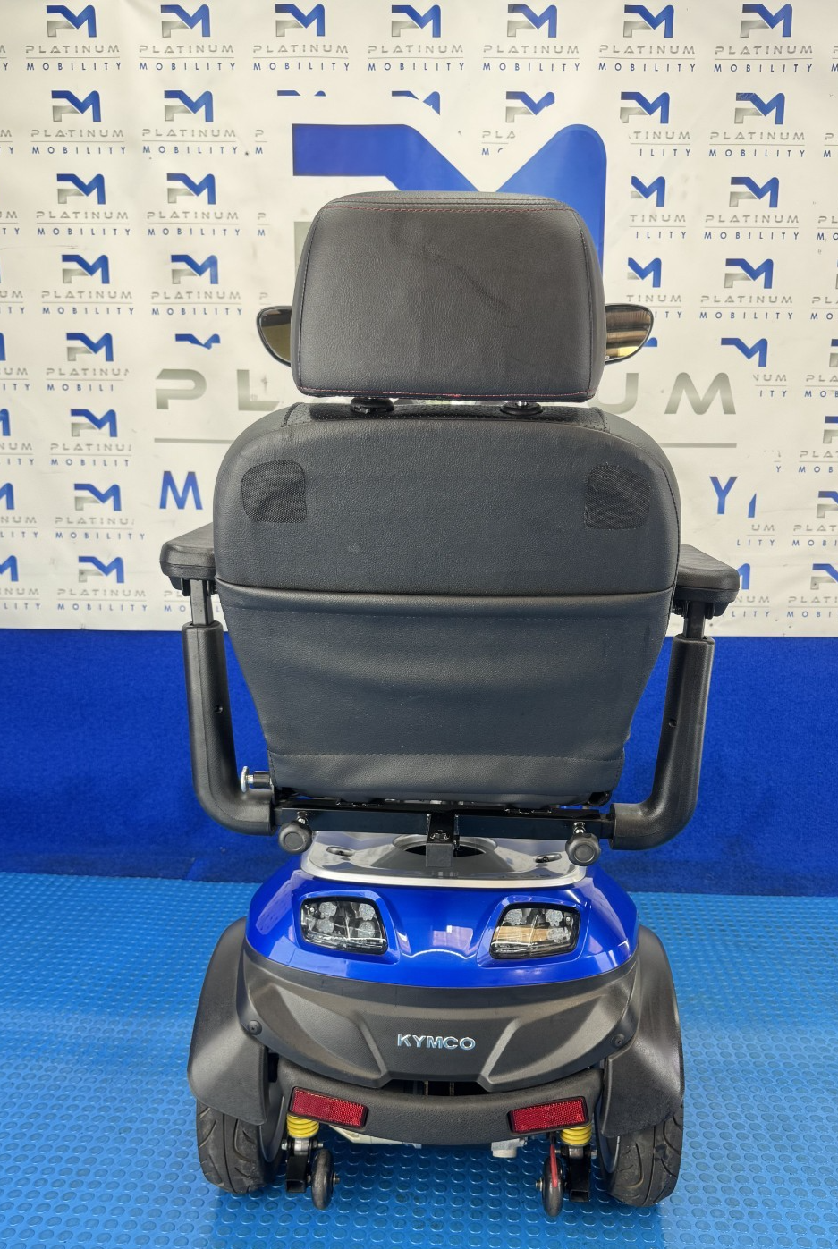 Kymco Maxer Mobility Scooter New Batteries Air Tyres 8mph 2537