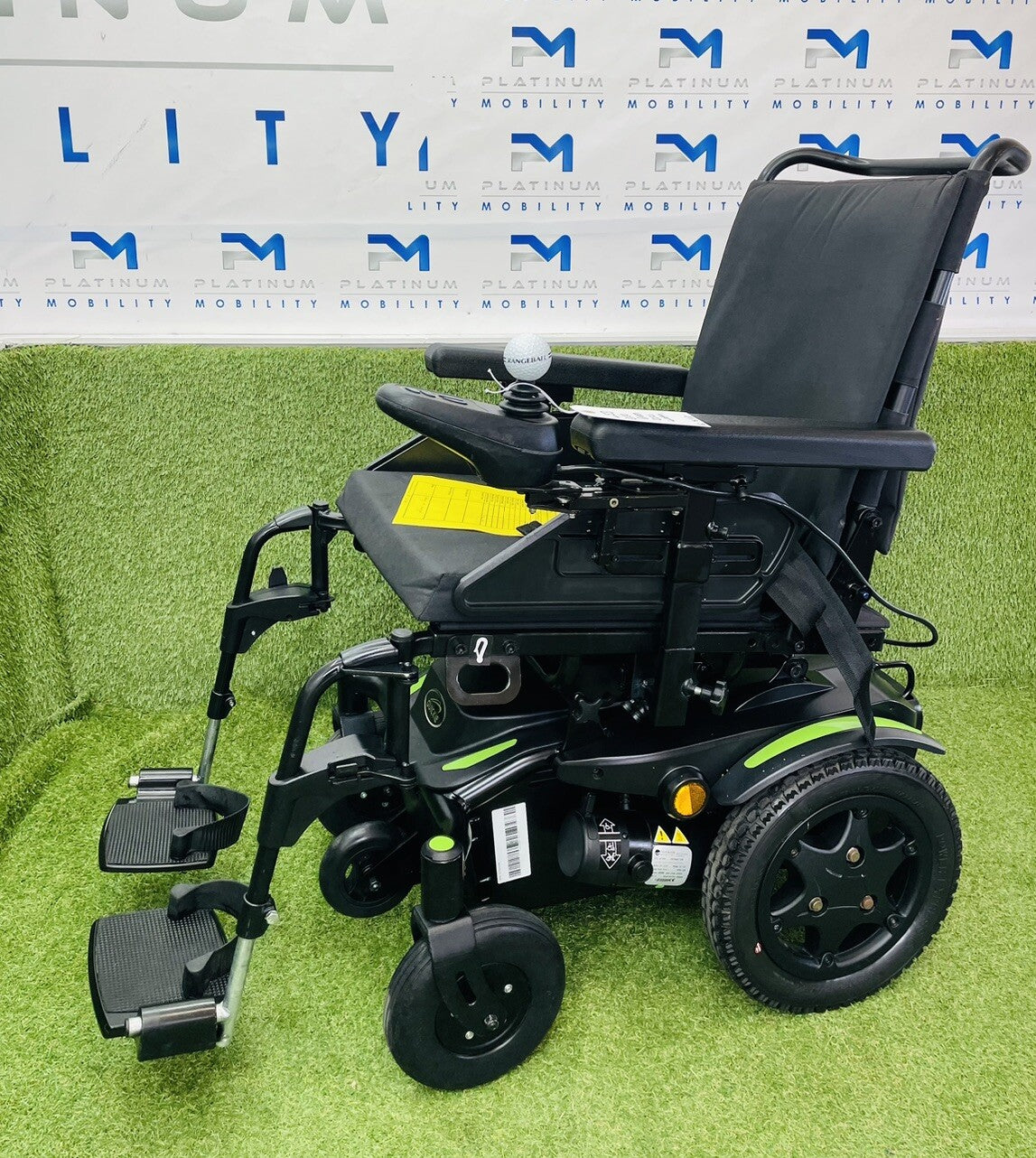 Powerchair Quickie Q100R Compact Indoor Outdoor Sunrise Medical Comfy Mid Wheel