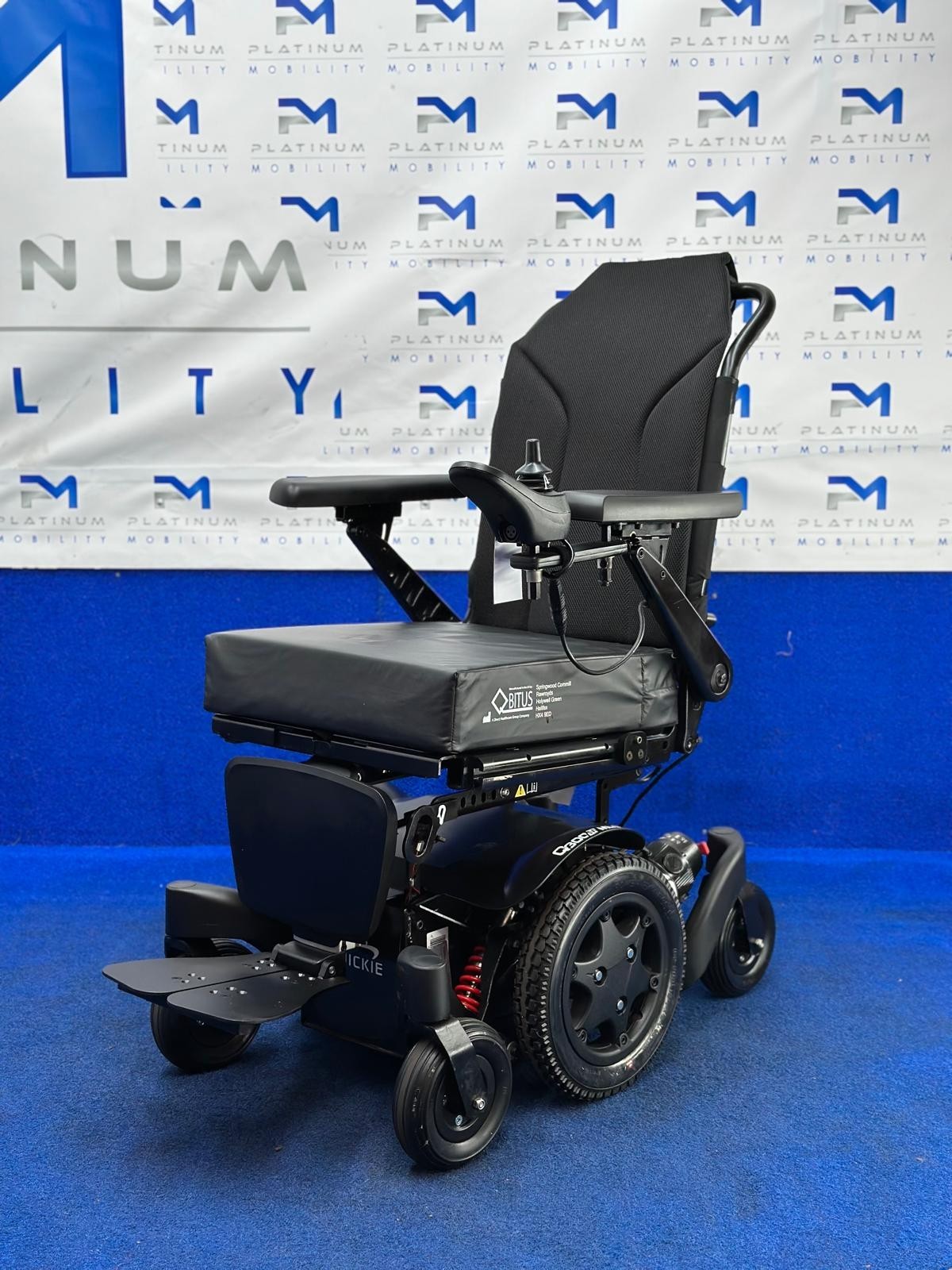 QUICKIE Q300 M MINI 4 MPH ELECTRIC MOBILITY POWERCHAIR ELECTRIC WHEELCHAIR 1449