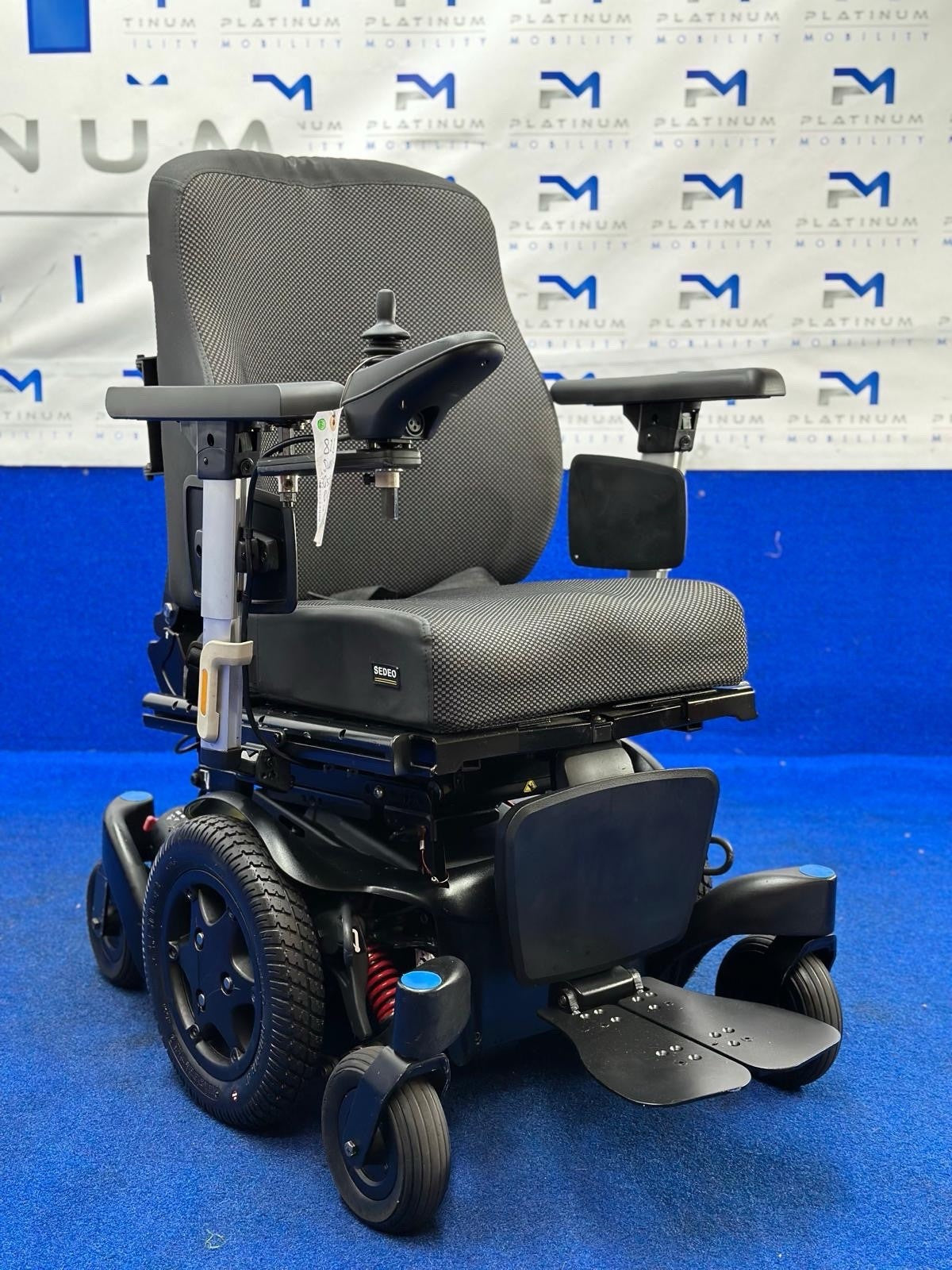 SUNRISE QUICKIE Q500 M 6MPH ELECTRIC RISE MOBILITY POWERCHAIR WHEELCHAIR 828