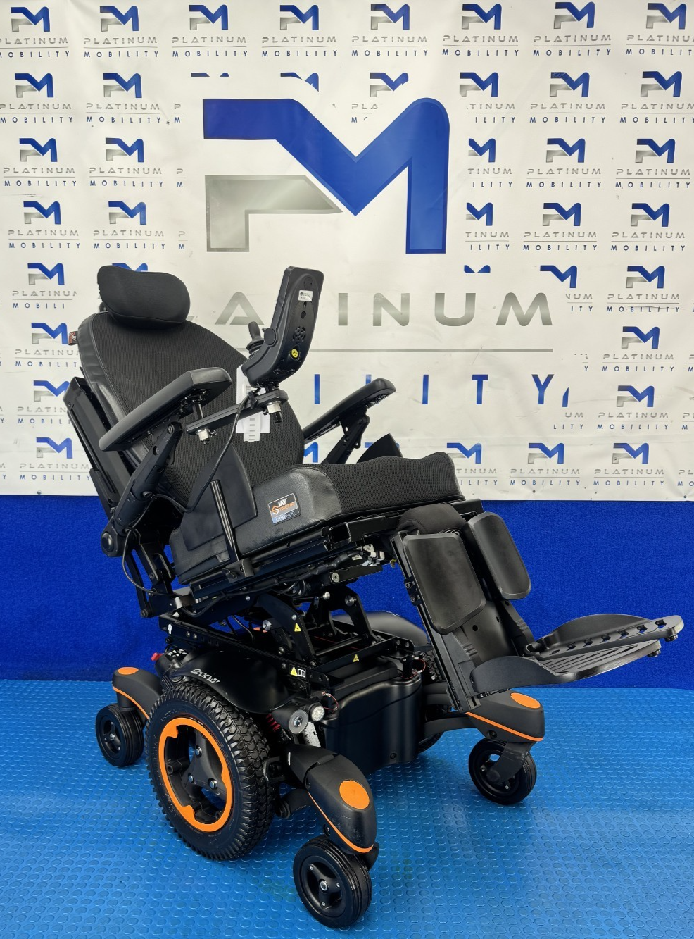 Sunrise Quickie Q700 M – 6mph Riser, Tilt, Electric Recline, leg Rests 2762