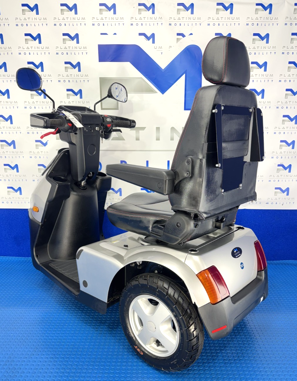 TGA Breeze S3 8MPH LARGE Mobility Scooter All Terrain 2116
