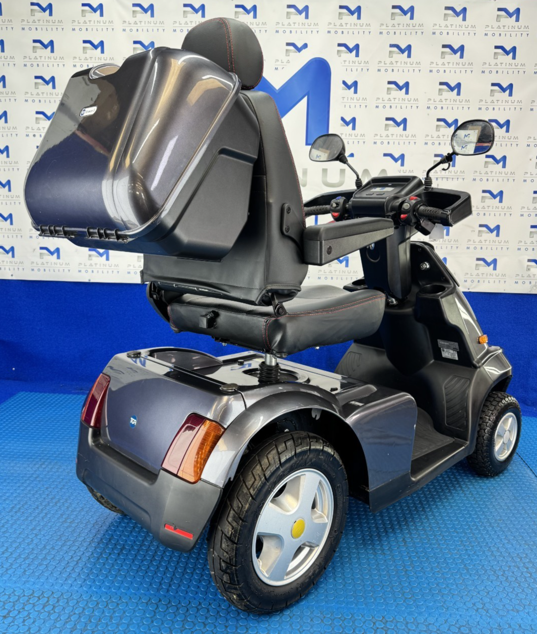 TGA Breeze S4 8MPH All Terrain Mobility Scooter Road Stunning Condition 2333