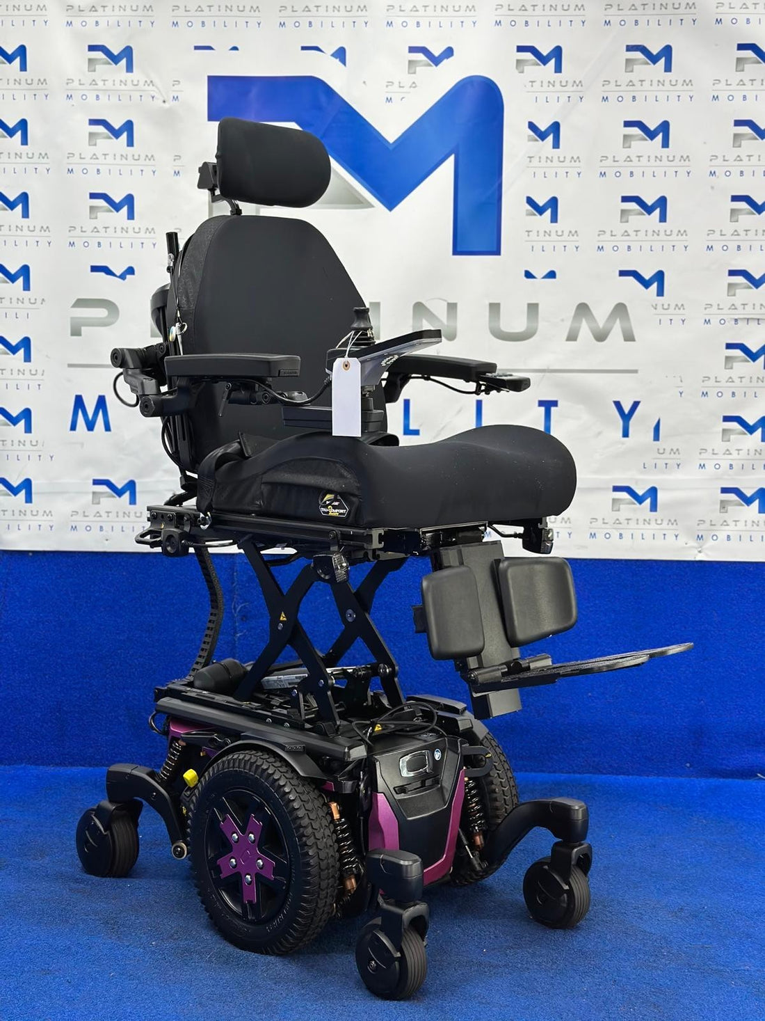 Quantum Edge 3 Stretto Powerchair – 6mph Narrow Electric Wheelchair (1779)