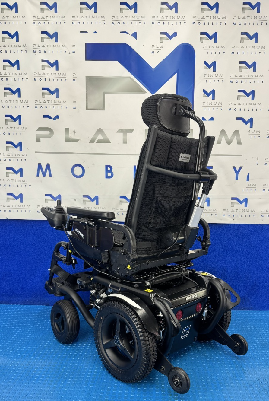 KARMA LEON 6MPH ELECTRIC POWERCHAIR | AIR TYRES | NEW BATTERIES 2756