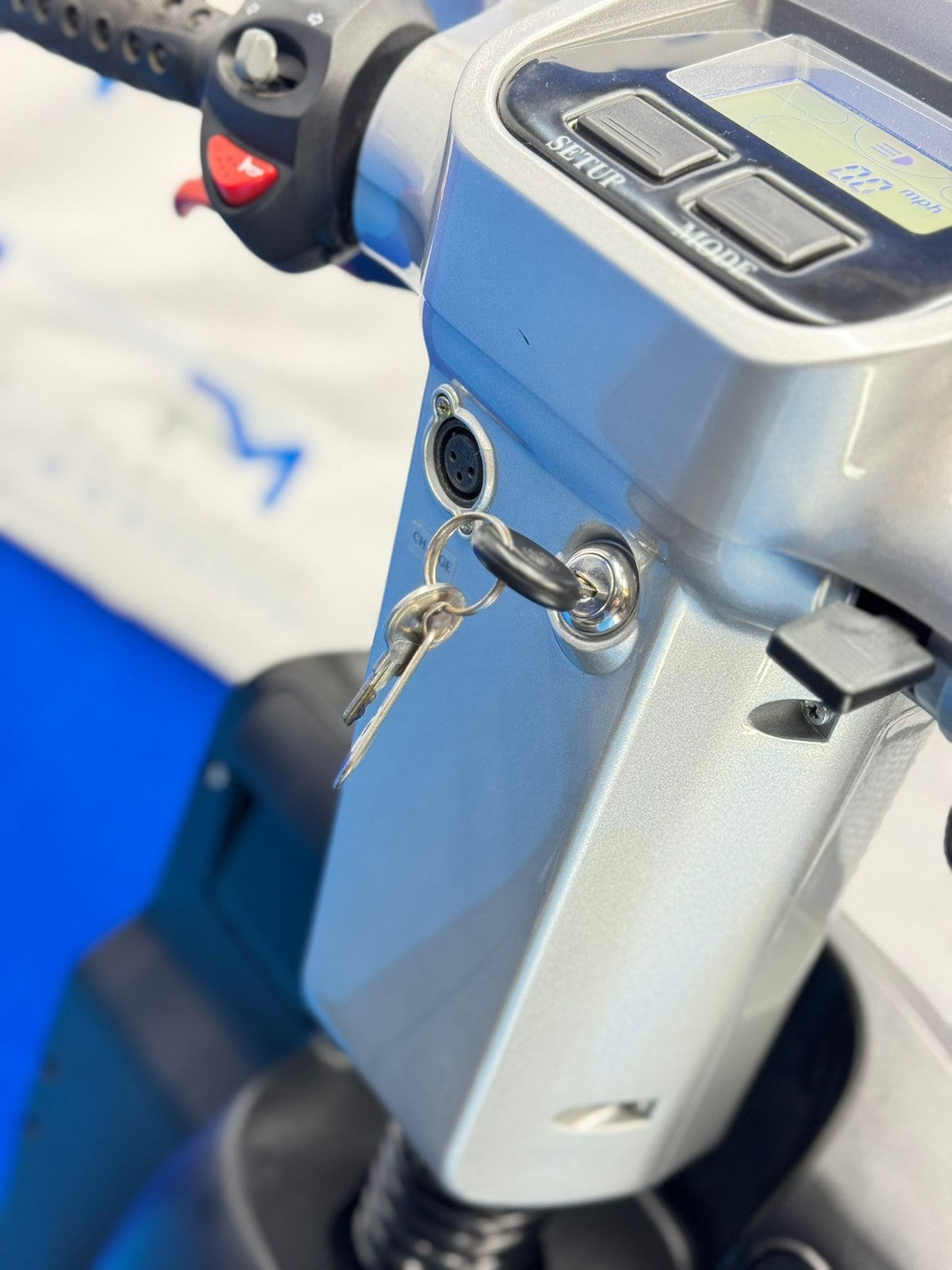 TGA Breeze S3 8MPH LARGE Electric Mobility Scooter All Terrain 1869