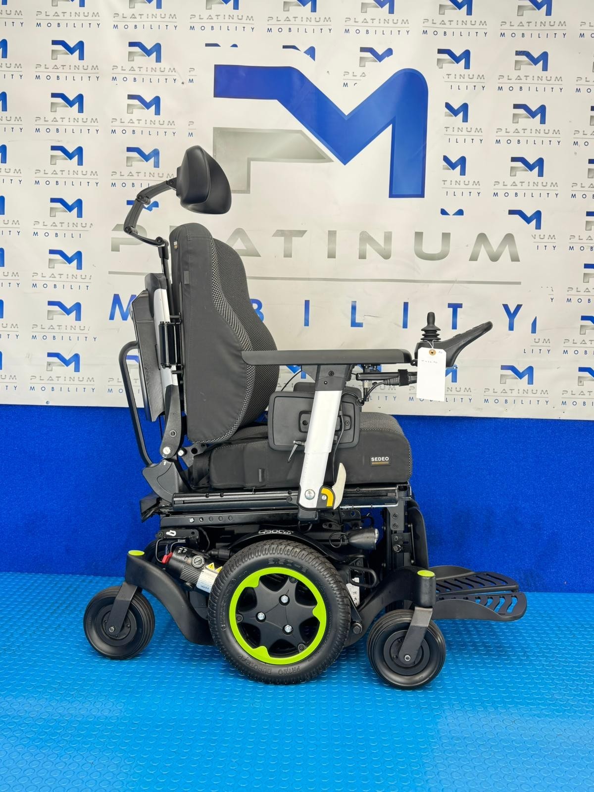Sunrise Quickie Q500 M Powerchair – 6mph Riser Electric Wheelchair 2240