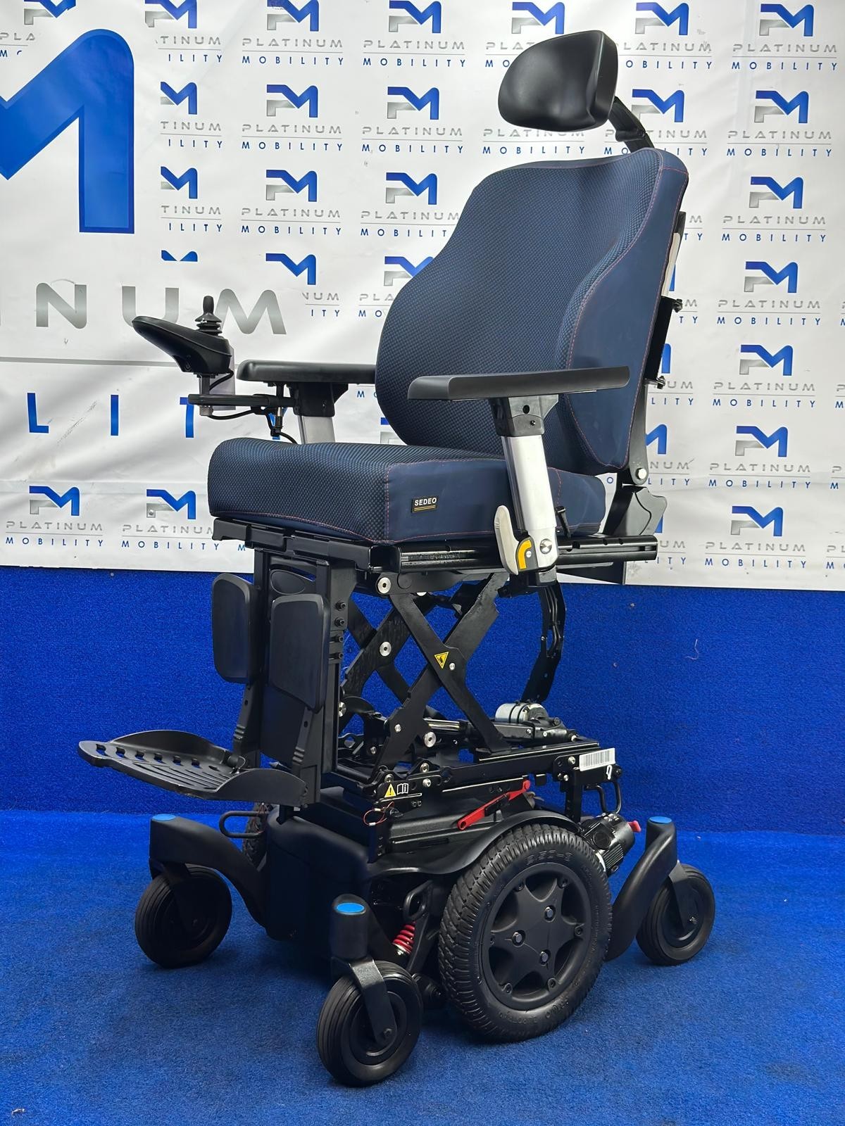 Quickie Q500 M Powerchair – 6mph Riser Electric Wheelchair by Sunrise (1423)