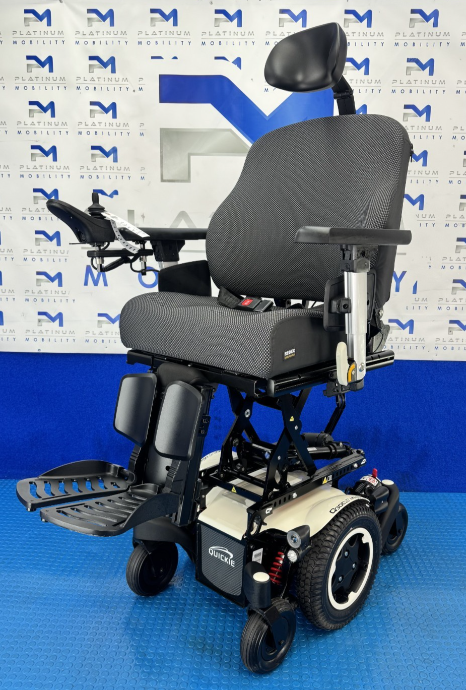2025 Sunrise Quickie Q300 M Powerchair 6 mph Electric Wheelchair 2357