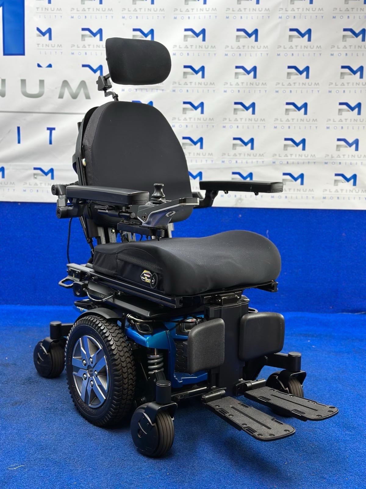 Quantum Q6 Edge 2.0 i-Level Powerchair – 6mph Electric Wheelchair (1438)