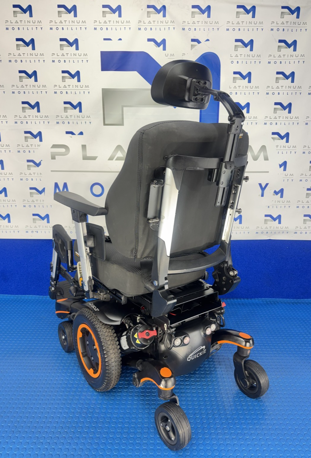 Sunrise Quickie Q700M Powerchair  Hydraulic Legs 6mph 4089