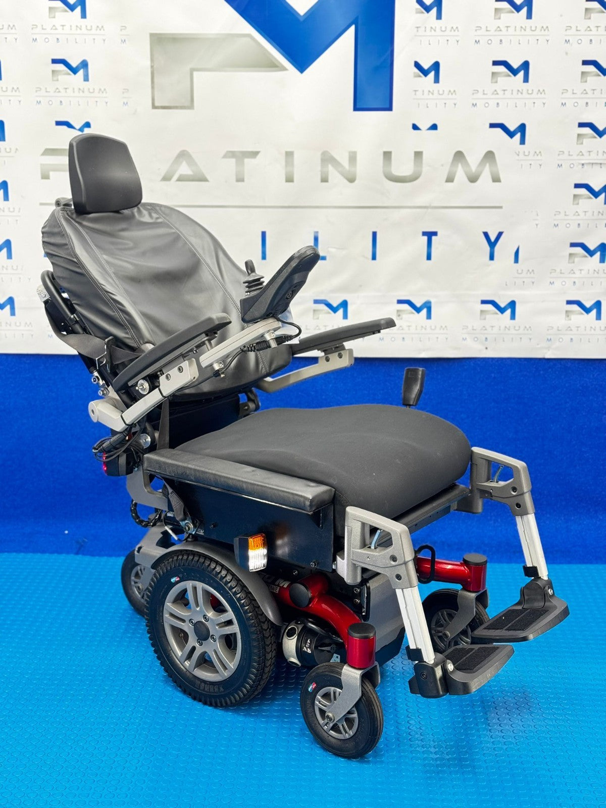 Dietz Sango Advanced M Slimline – 6mph Electric Wheelchair Powerchair 1787