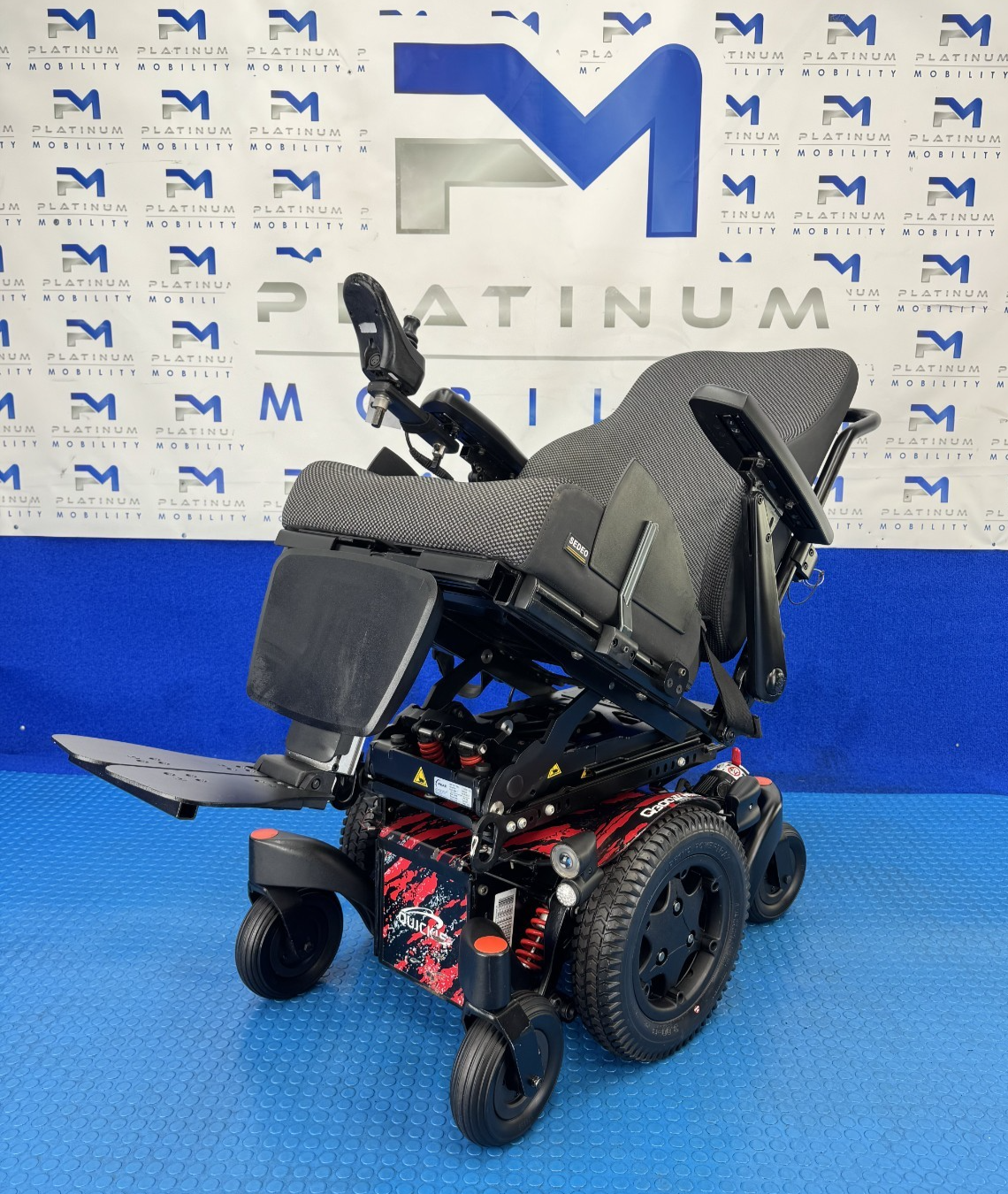 Sunrise Quickie Q300M Mini Powerchair 6 mph Riser Electric Wheelchair 1813