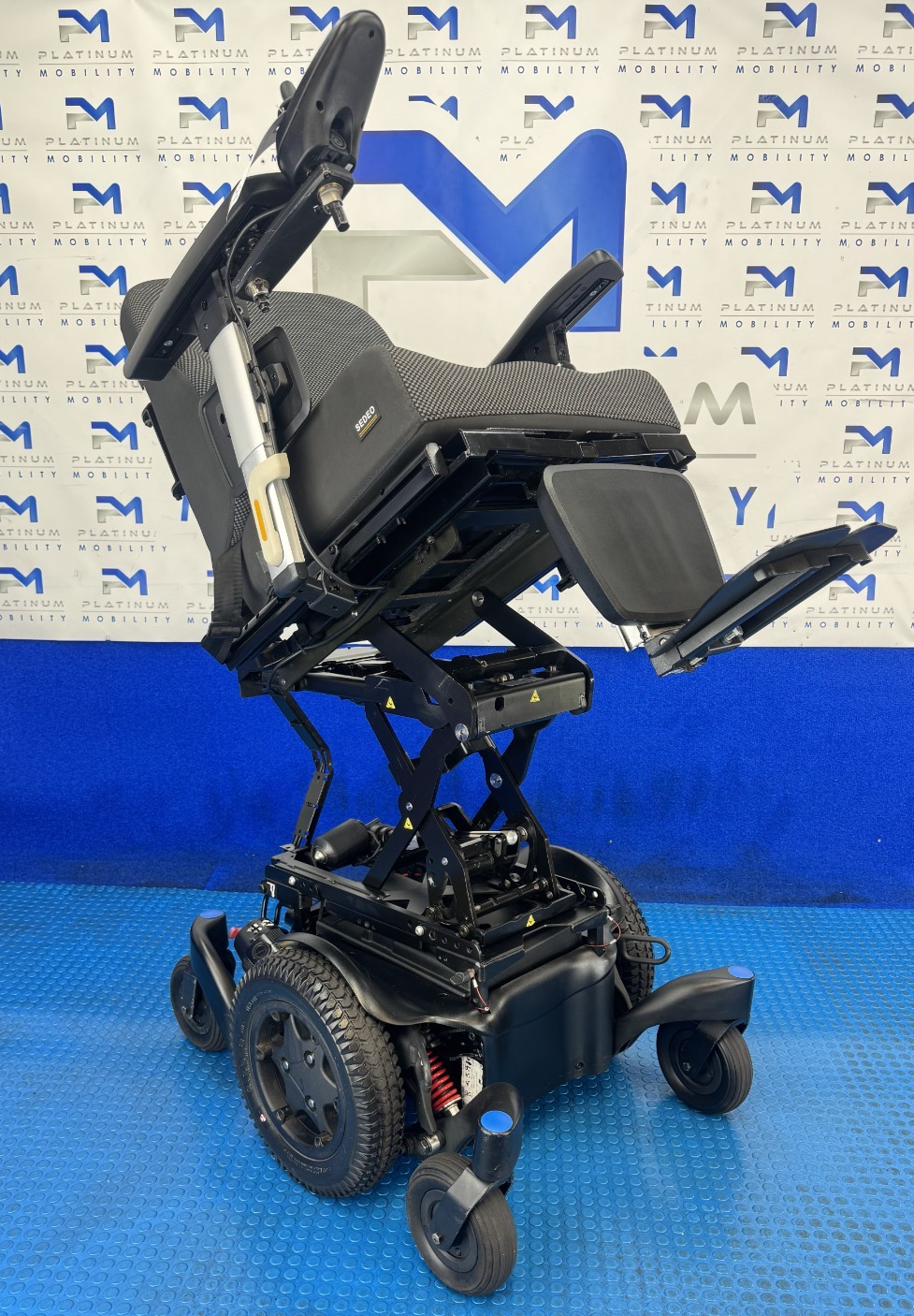 SUNRISE QUICKIE Q500M 6MPH ELECTRIC WHEELCHAIR RISER TILT POWERCHAIR 828