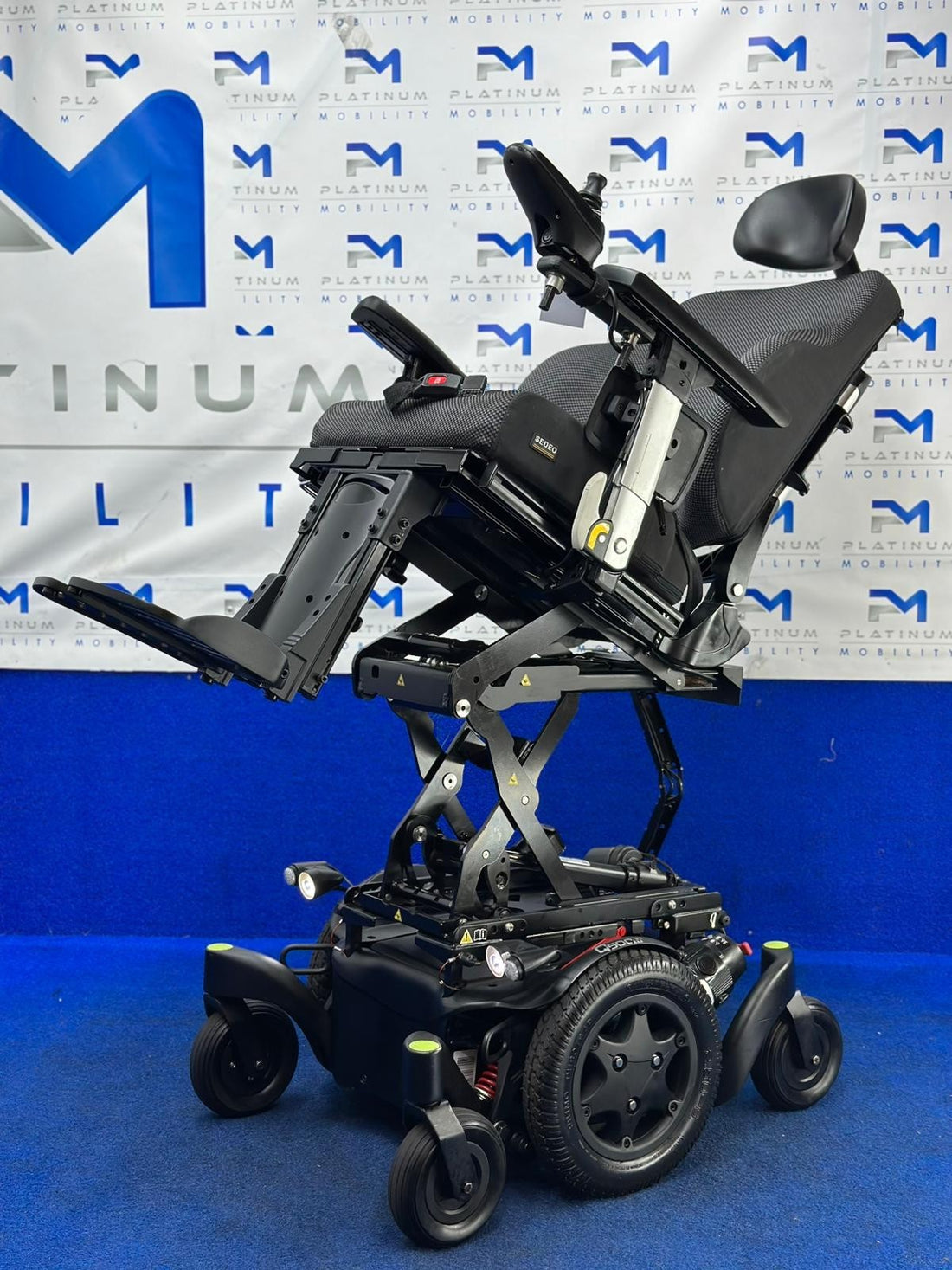 Quickie Q500 M Powerchair – 6mph Riser Electric Wheelchair by Sunrise (1511)