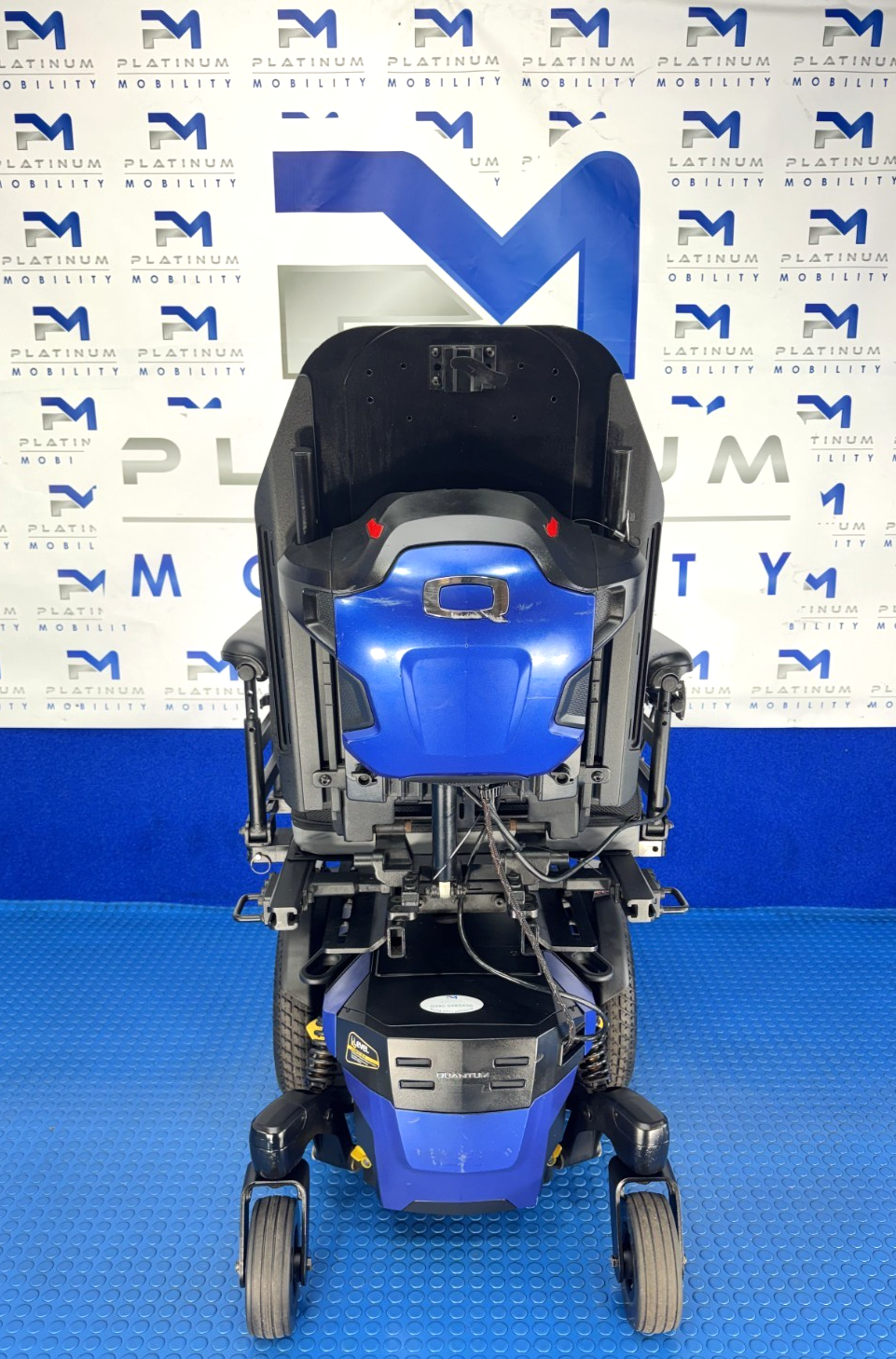 Quantum Edge 3 Stretto Powerchair – 6mph Electric Wheelchair No VAT 695