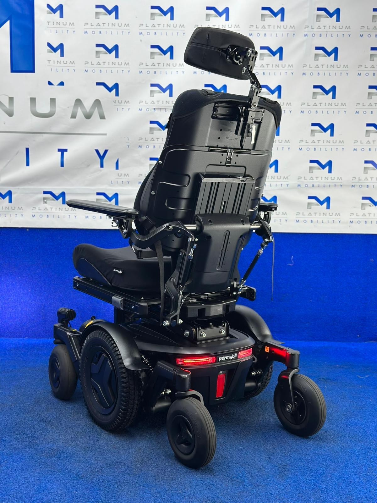 Permobil M5 Corpus 6 mph Electric Wheelchair Powerchair Mobility 1567
