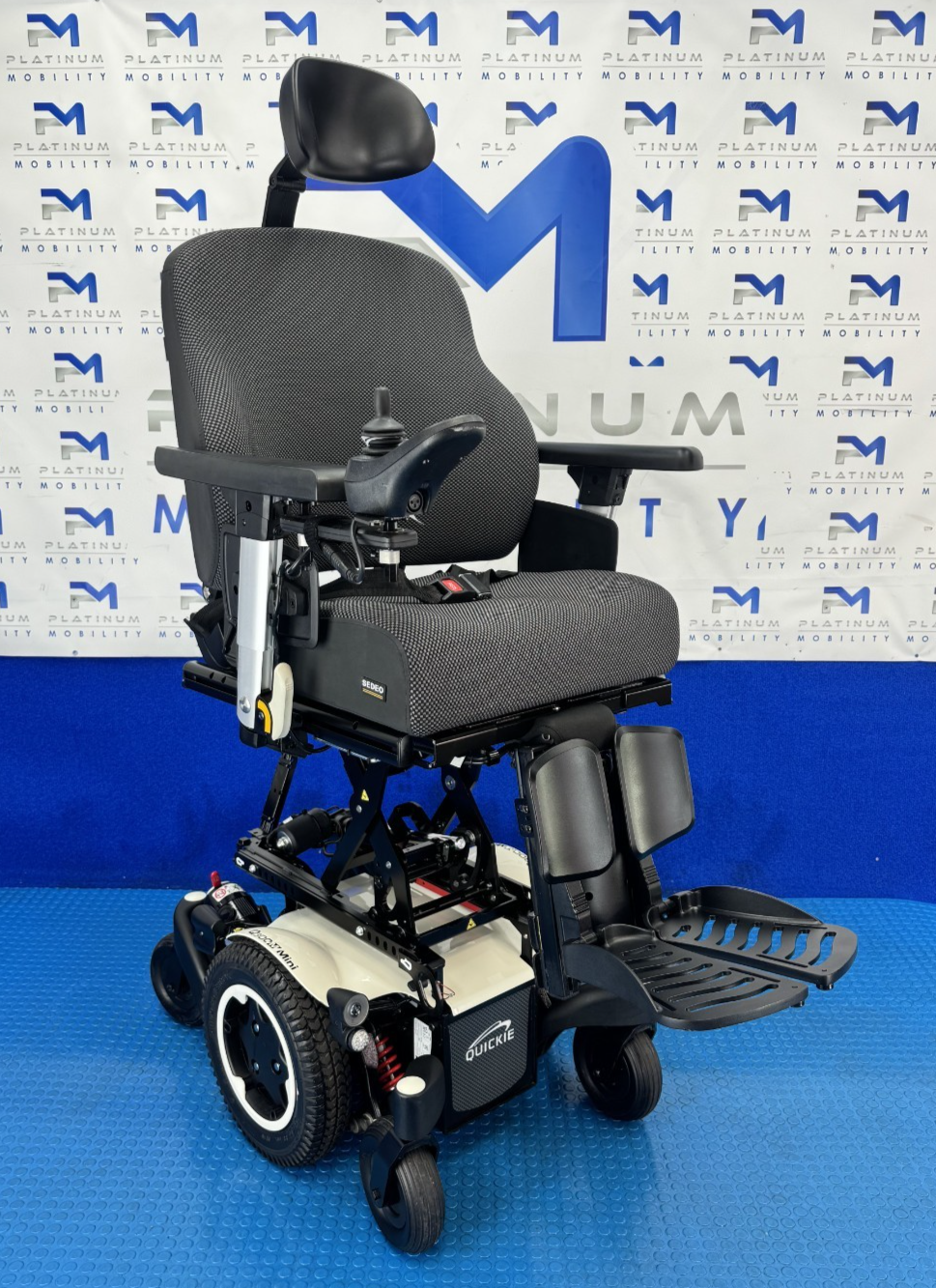 2025 Sunrise Quickie Q300 M Powerchair 6 mph Electric Wheelchair 2357