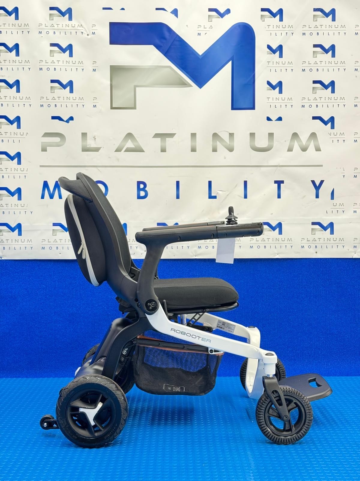 2024 Robooter E40 Folding Mobility Electric Wheelchair Remote 4mph 1832