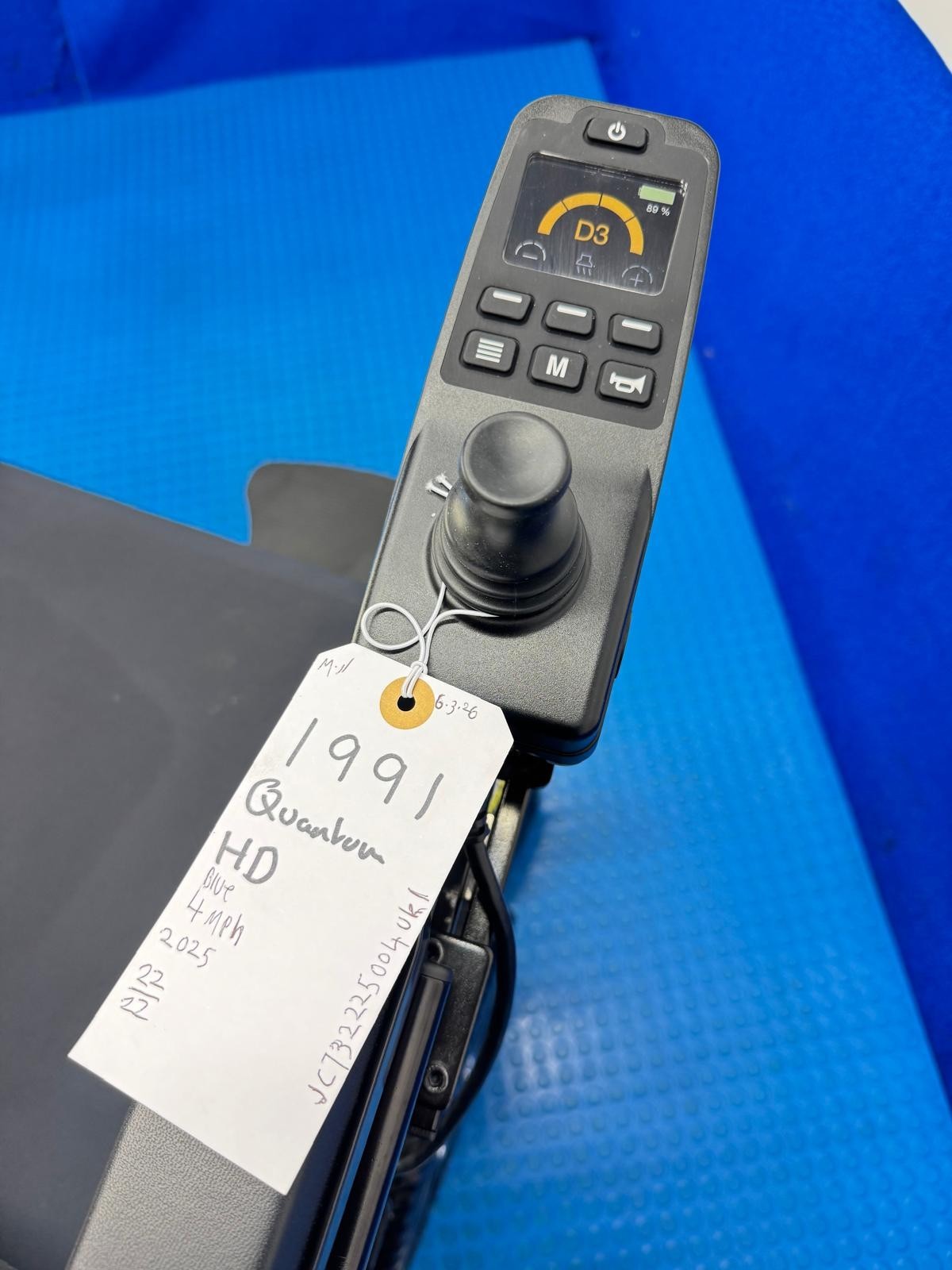 Quantum Q6 Edge HD Electric Powerchair 4mph Heavy Duty 32st Mid Wheel Ref 1991