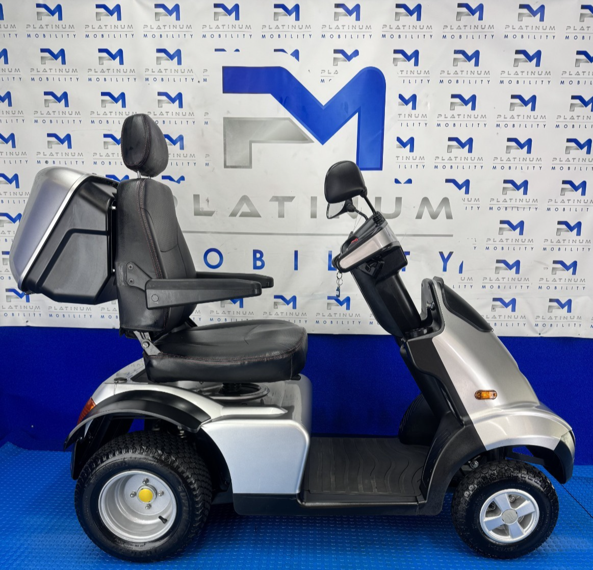 TGA Breeze S4 GT 8MPH All Terrain Mobility Scooter New Batteries No VAT 2965