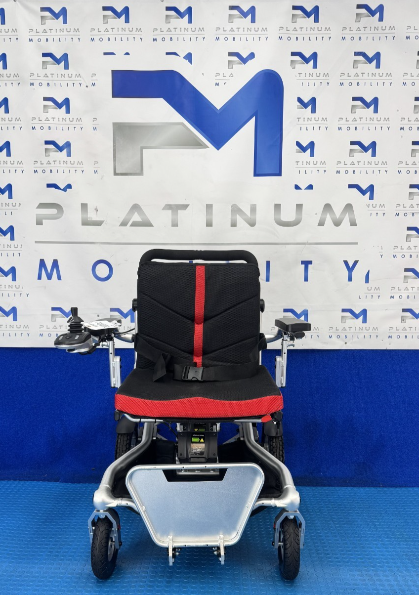 Motion Healthcare Trekker Aerolite ELECTRIC WHEELCHAIR POWERCHAIR 4MPH 2779