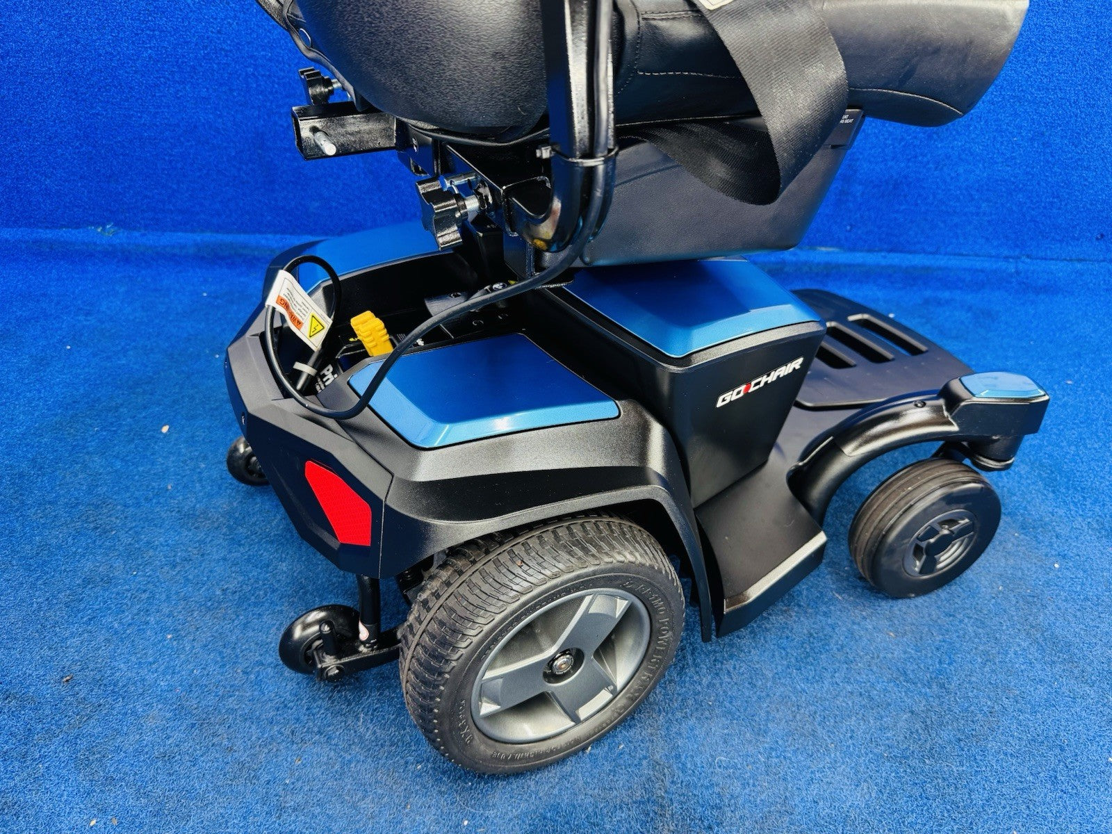 PRIDE GO CHAIR RWD 4MPH ELECTRIC TRANSPORTABLE MOBILITY POWERCHAIR WHEELCHAIR