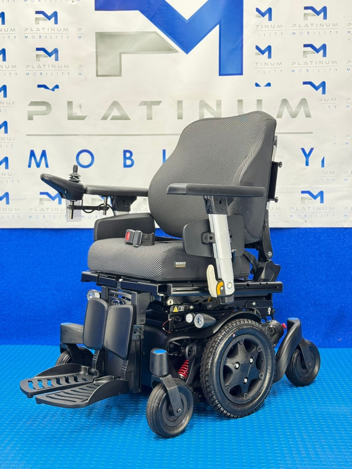 Sunrise Quickie Q500 M Powerchair 6mph Riser Electric Wheelchair 1939