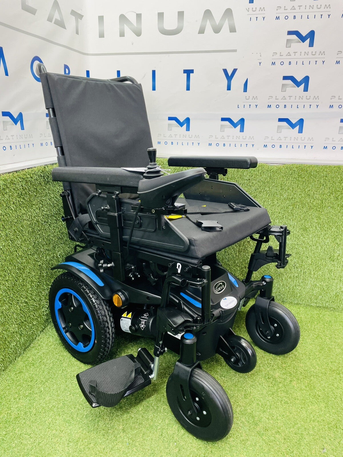 2021 Quickie Q100 R with Standard Seating Powerchair Electric Wheelchair