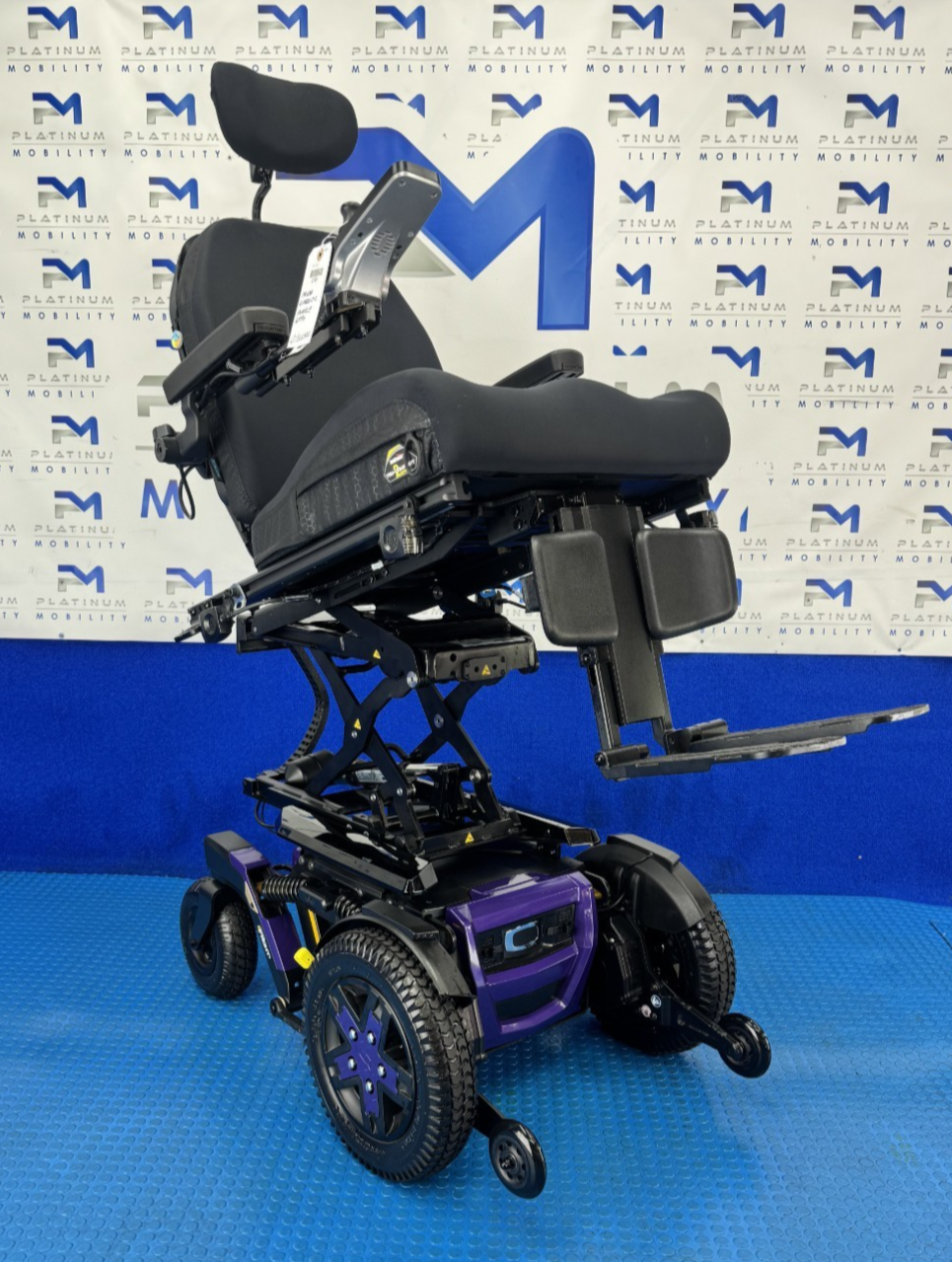 Quantum Pride 4 front 2 Electric Wheelchair RISE TILT RECLINE 6mph 2761