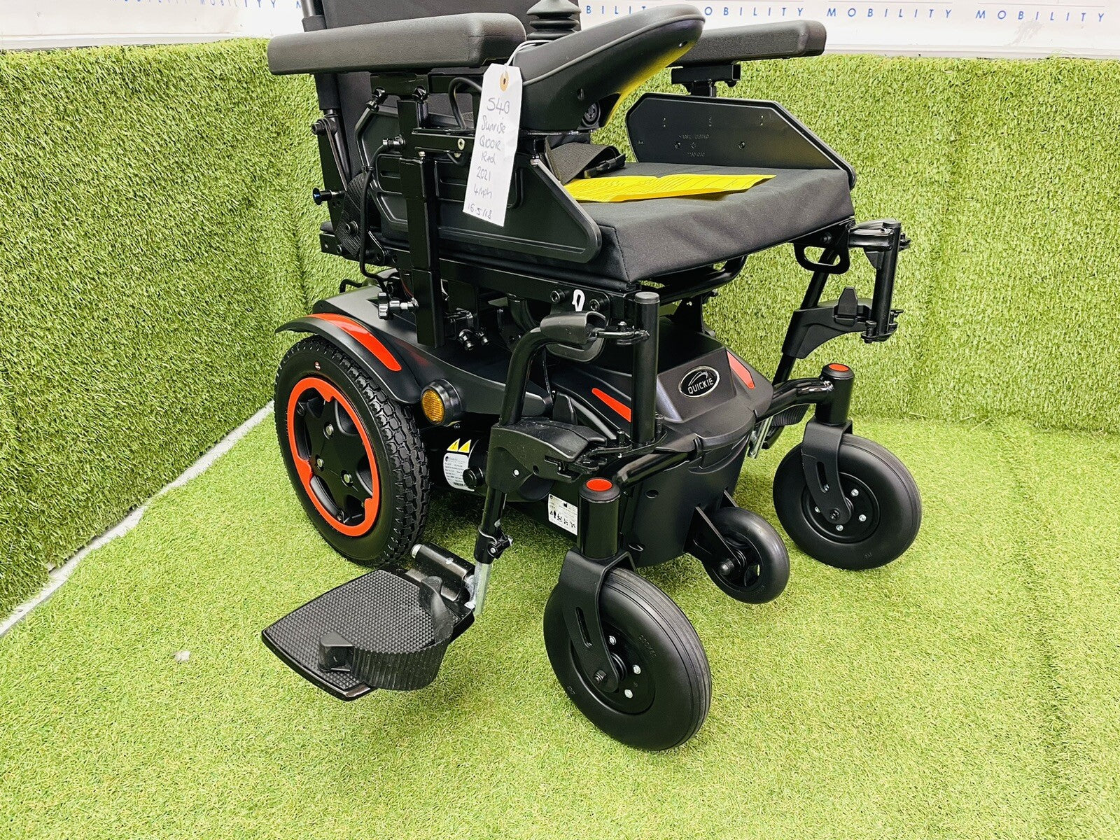 2021 Quickie Q100 R with Standard Seating Powerchair Electric Wheelchair