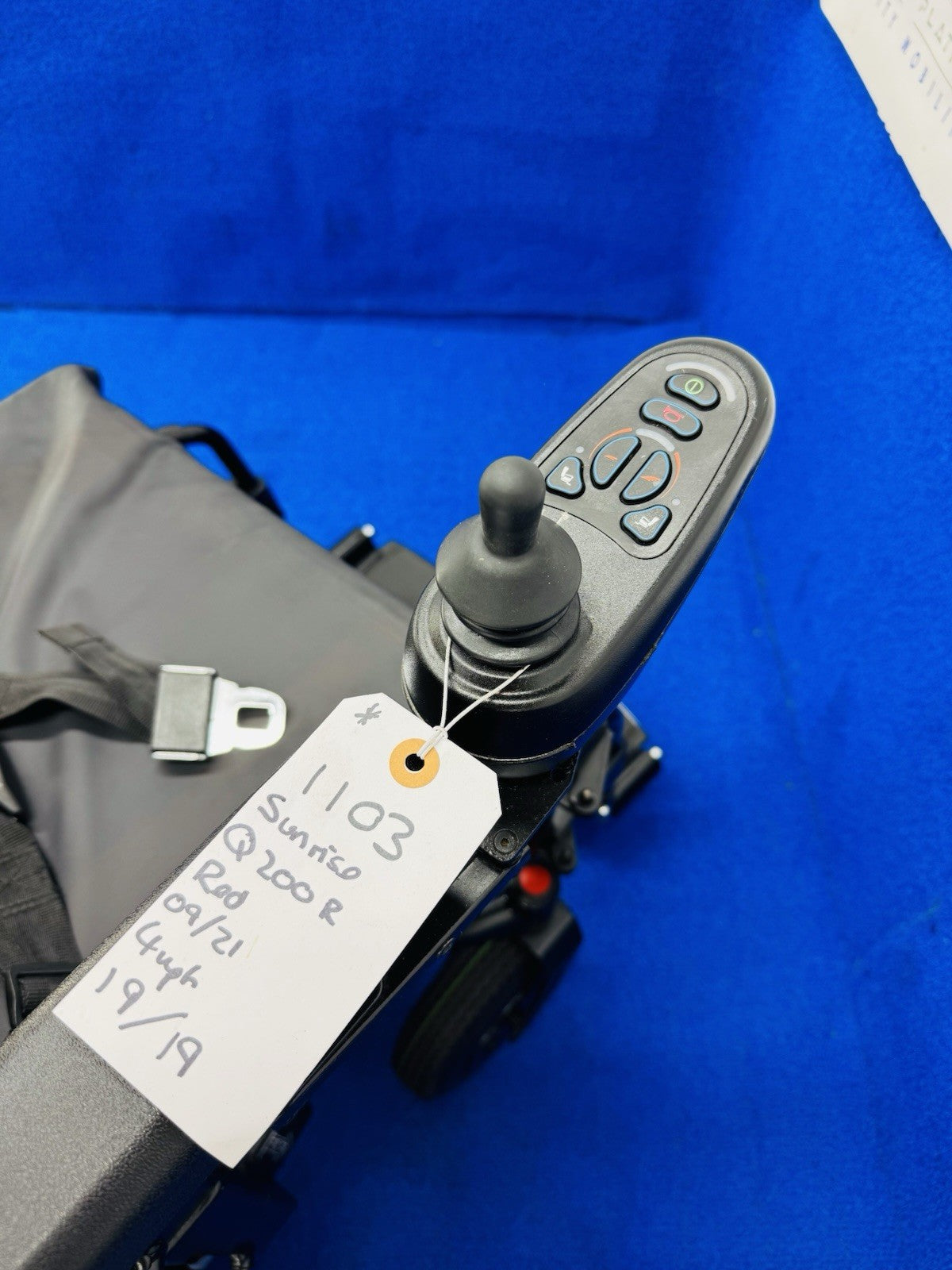 Sunrise Q200R 4mph Rear-Wheel Drive Electric Wheelchair Mobility Powerchair 1103