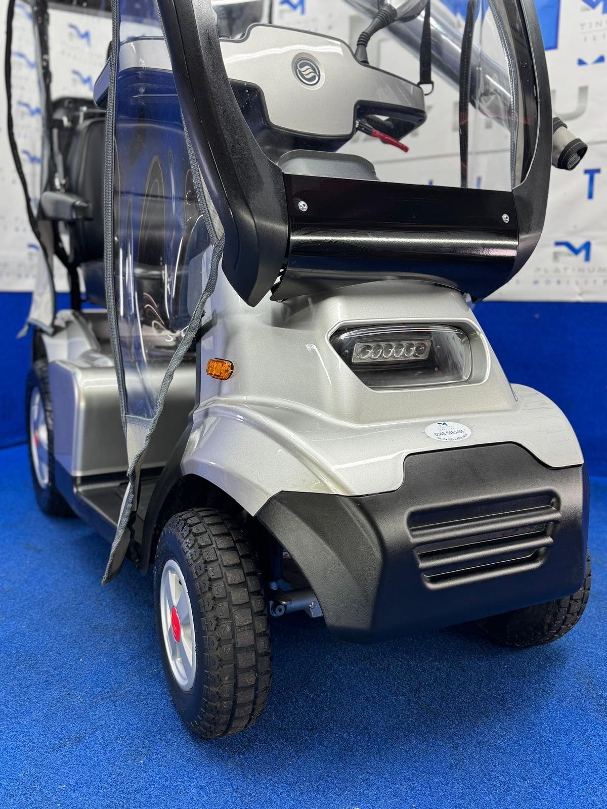 TGA Breeze S4 Canopy 8mph Road LARGE All Terrain Mobility Scooter Buggy 1785