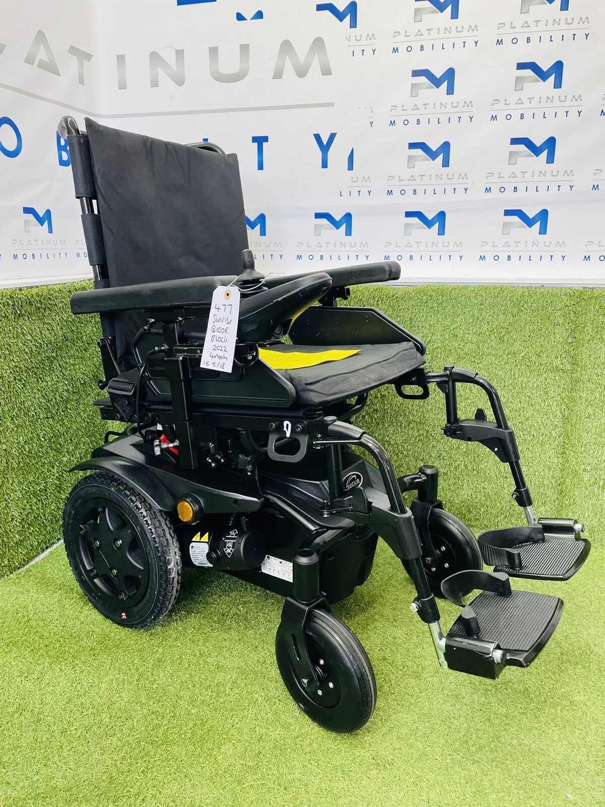 SUNRISE Quickie Q100 R 4 MPH Compact Mobility Electric Wheelchair Powerchair