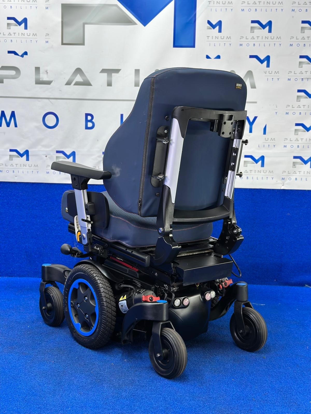 2024 Quickie Q500 M Powerchair – 6mph Riser Electric Wheelchair by Sunrise 1431
