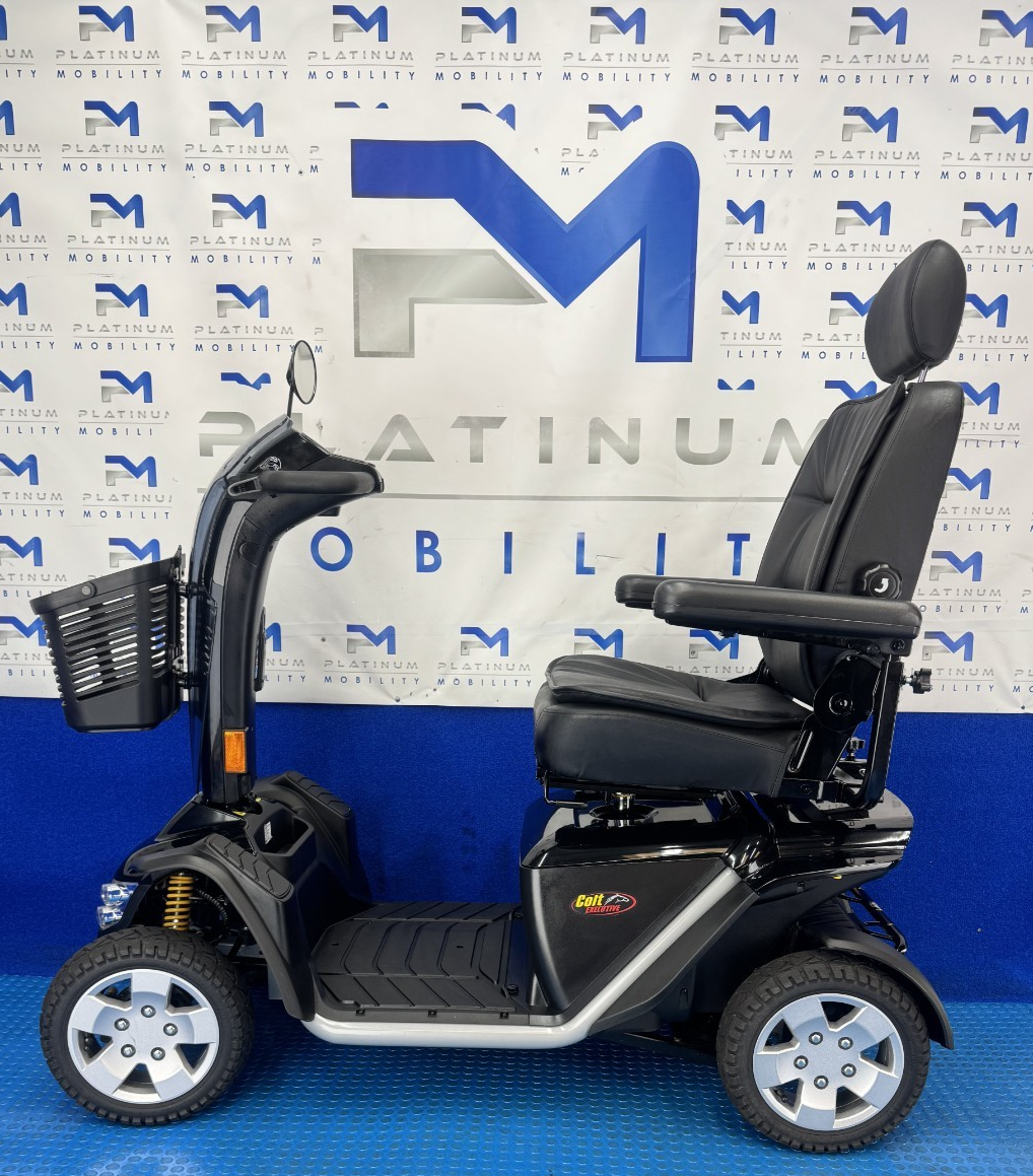 Pride Colt Executive Mobility Scooter New Batteries Pneumatic Tyres 8 Mph 2518